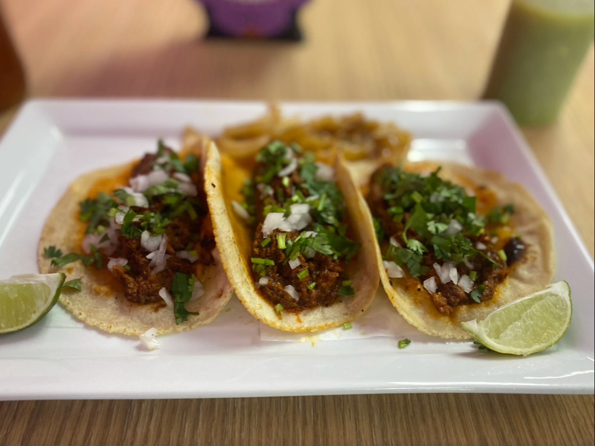 Taco De Barbacoa.