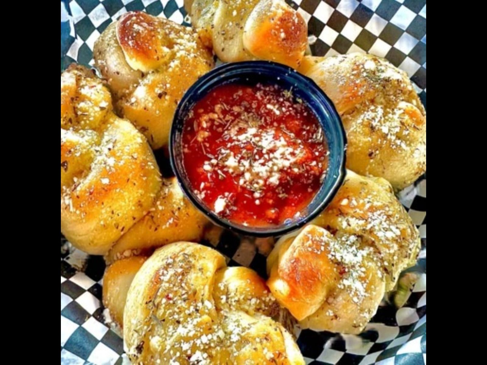 Garlic Knots
