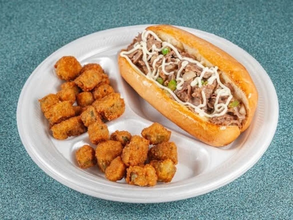 Philly Cheesesteak (Provolone) - O