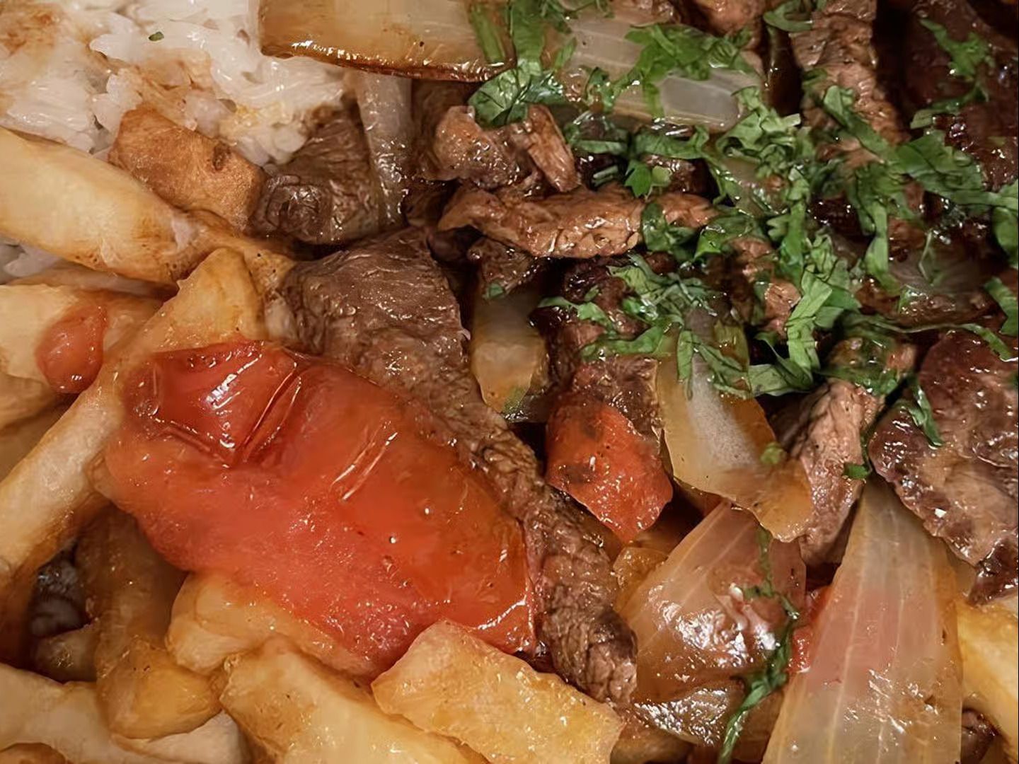 2.LOMO SALTADO
