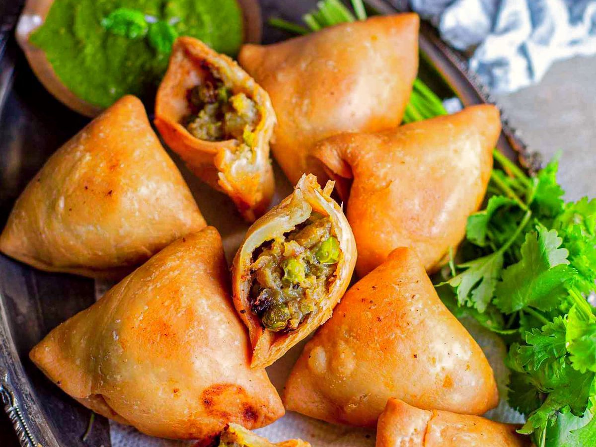 Vegetable Samosa.