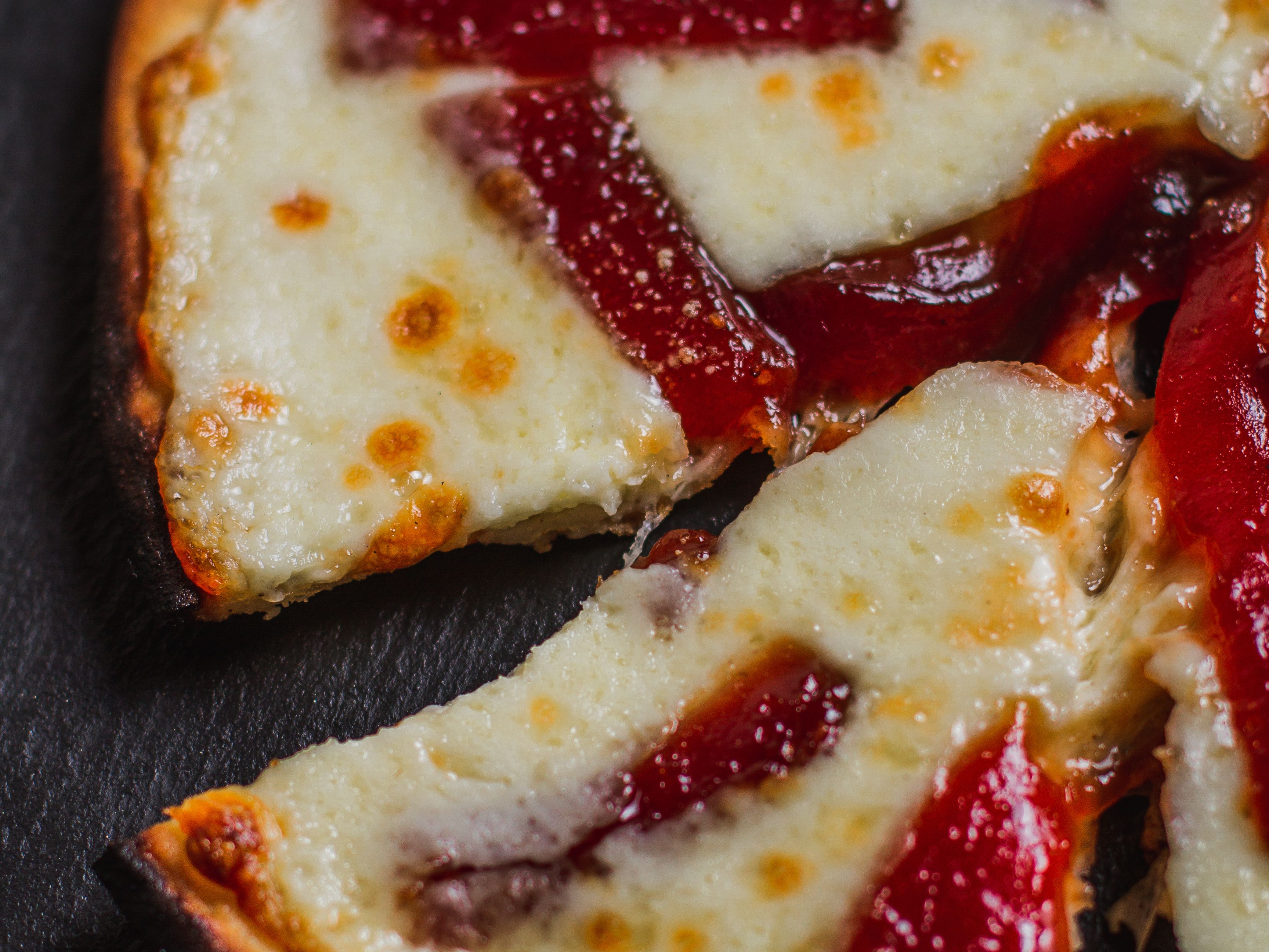 Large Pizza di Guayaba.