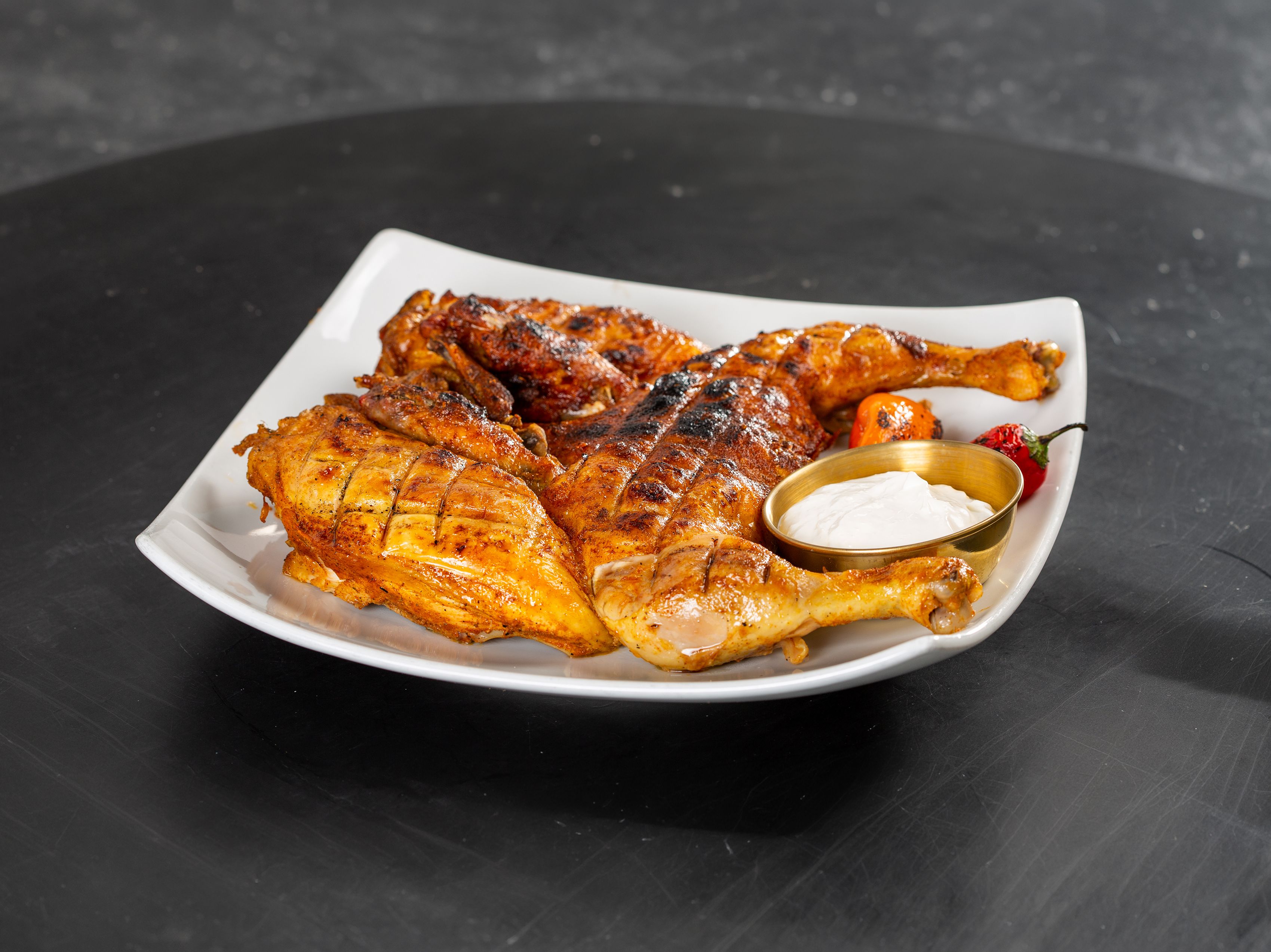 Whole Chicken / دجاج كامل.