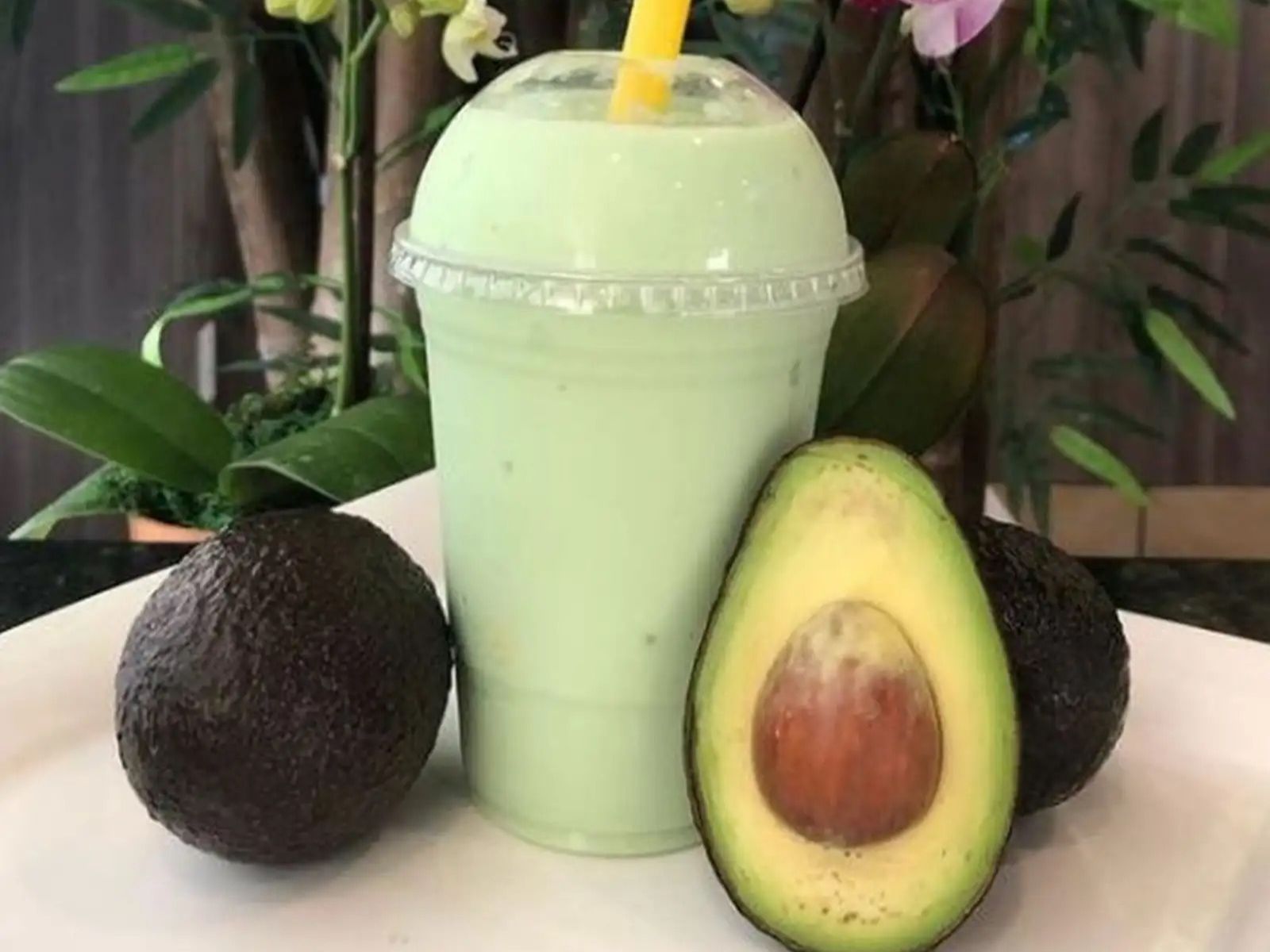D13. Avocado Smoothie.
