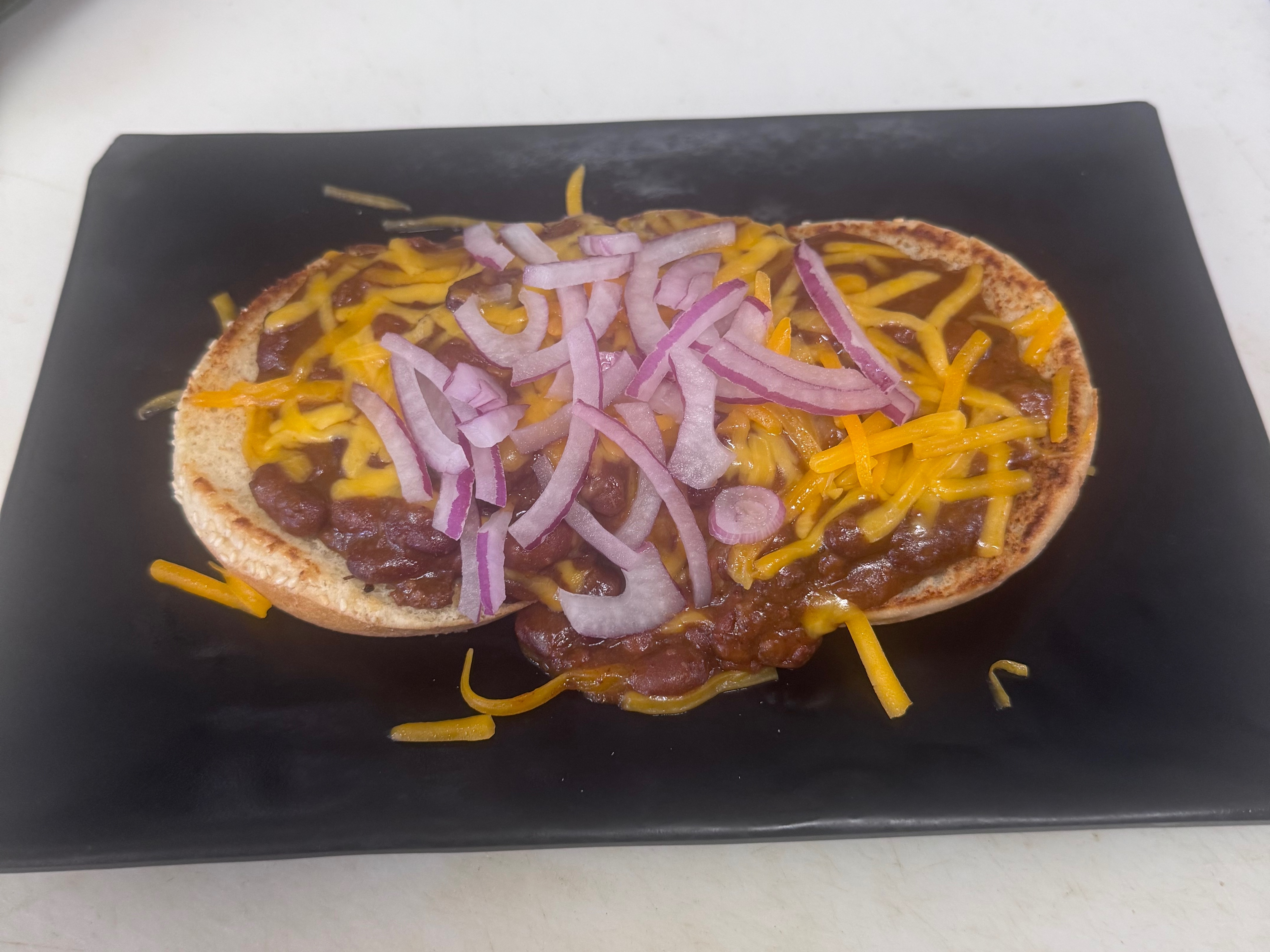 Chili Burger.