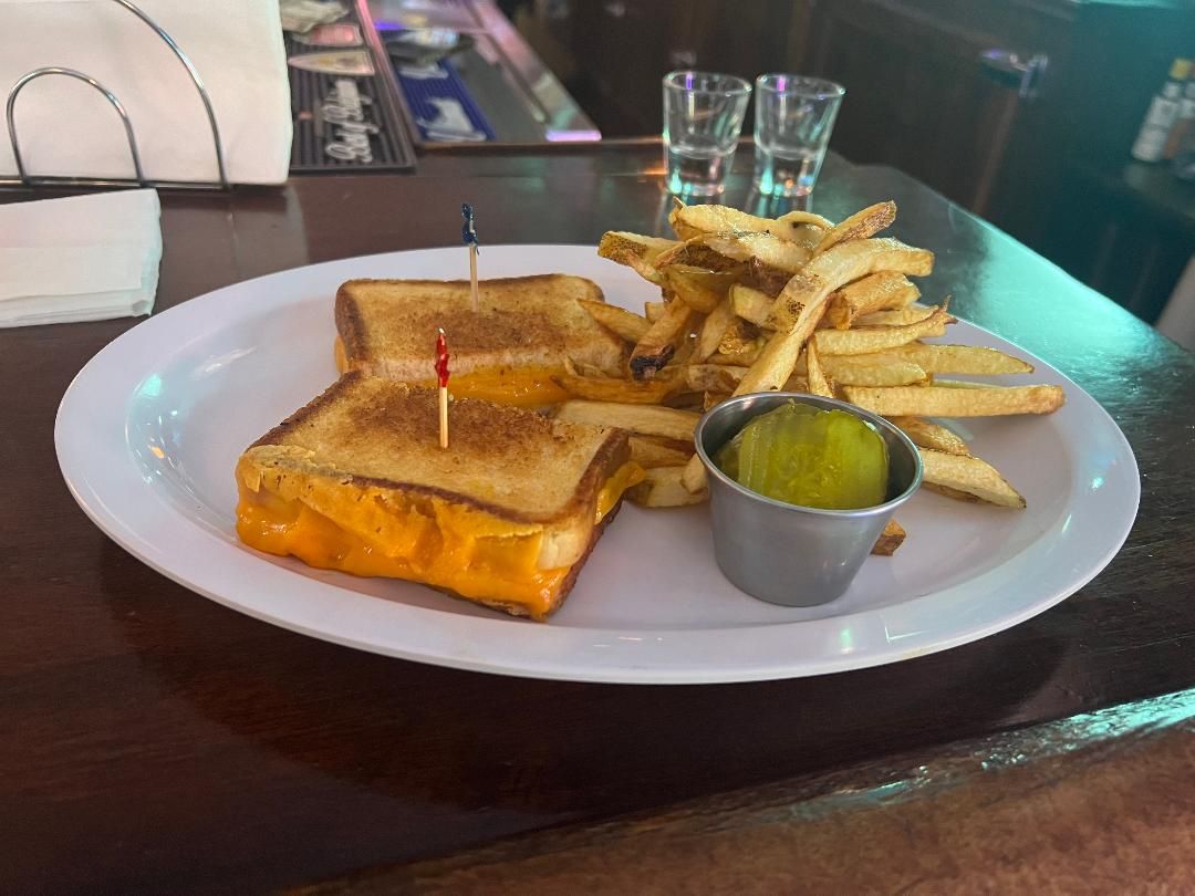 Deluxe Grilled Cheese