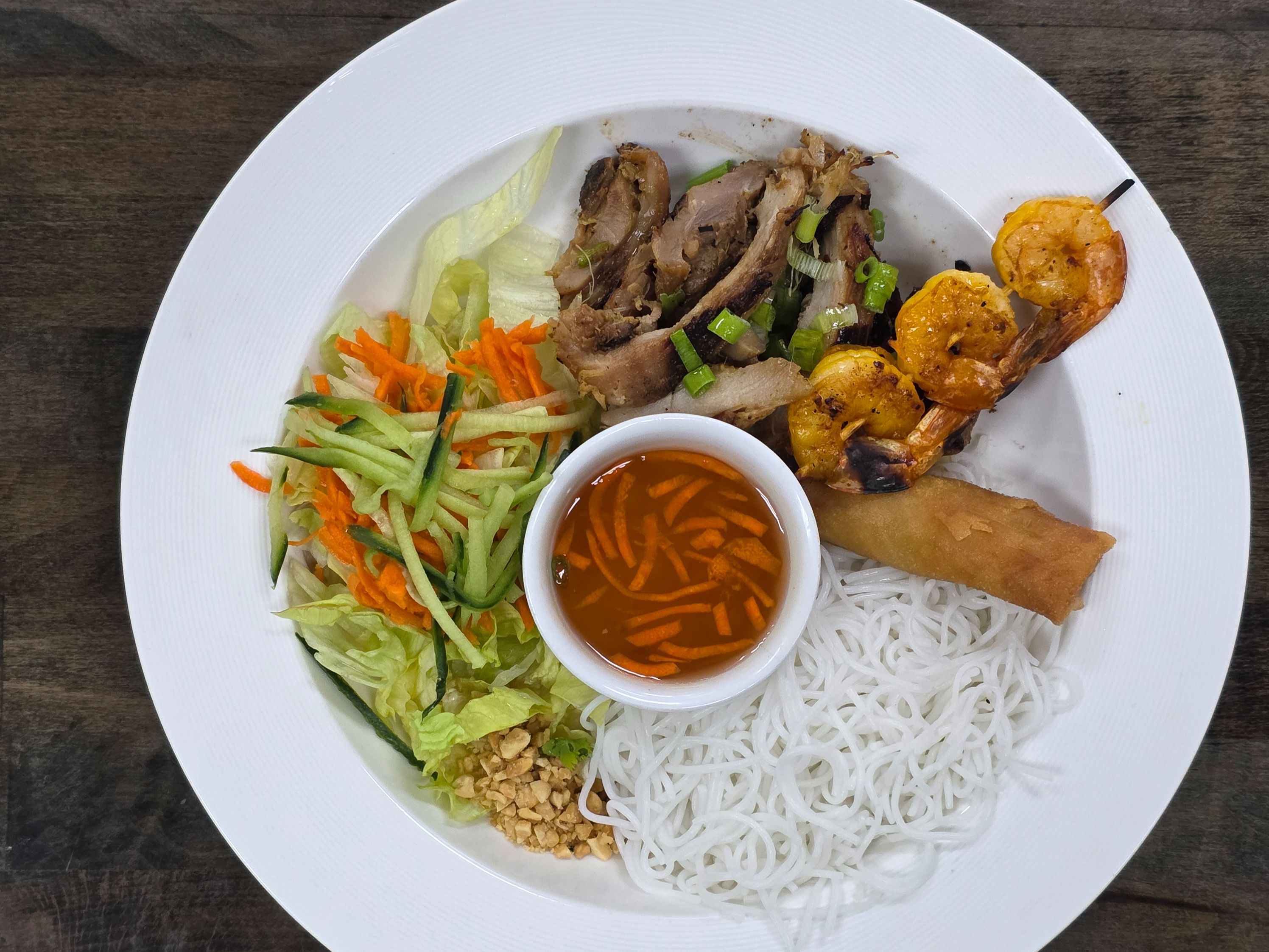 V5 Combination Charbroiled Chicken, Eggroll, Shrimp (Vermecelli).