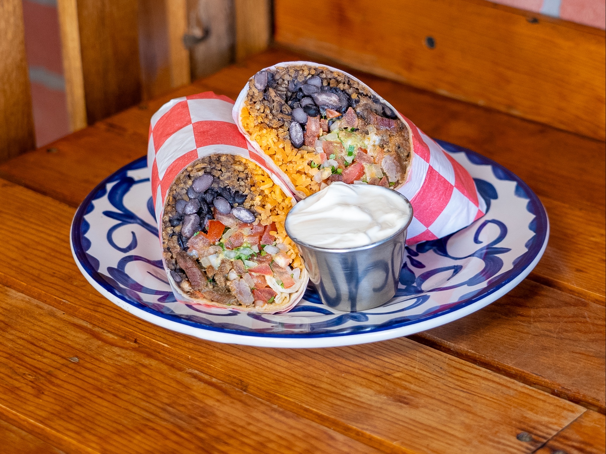 Mar y Tierra Burrito