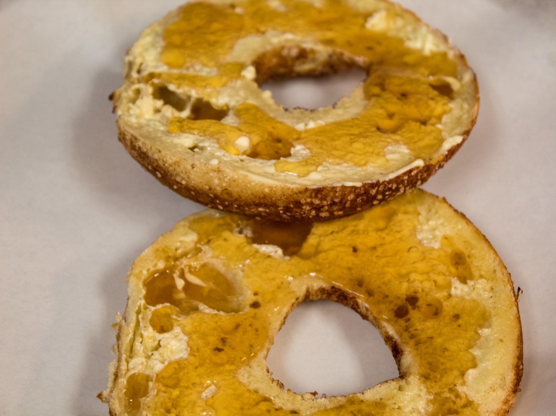BAGEL W/HONEY
