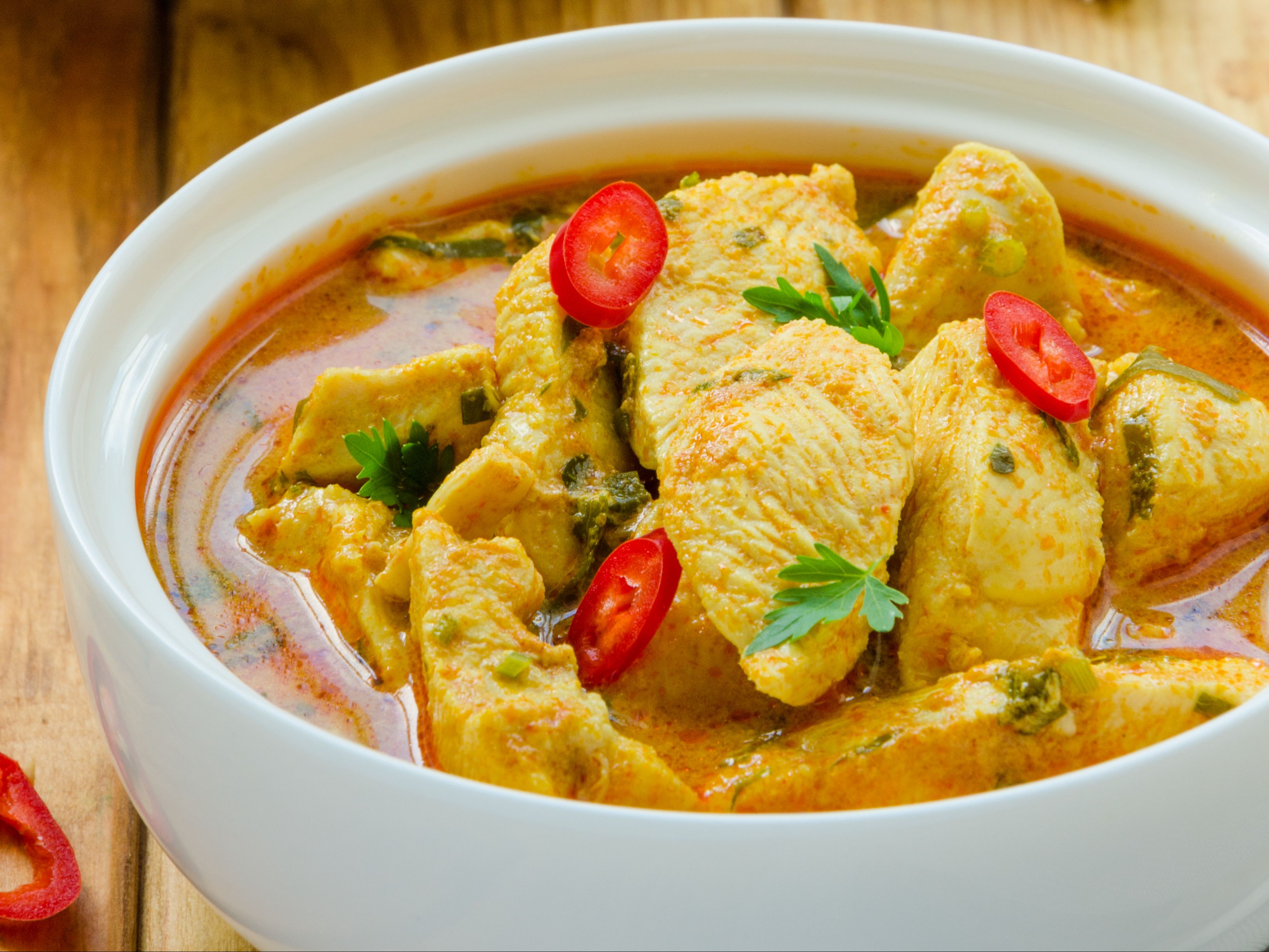 CHICKEN CURRY.