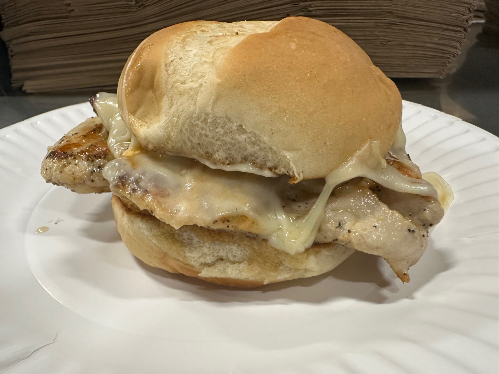 Grilled Chicken Breast Sandwich (online)