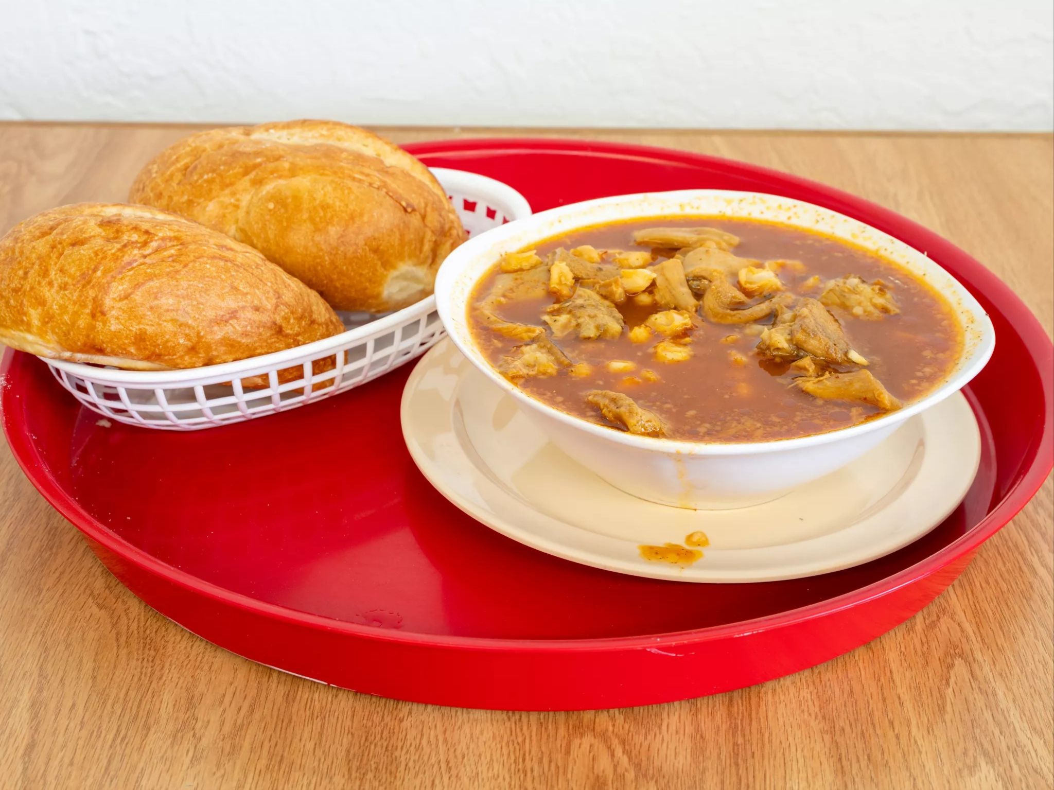 Menudo Chico Con Pan.