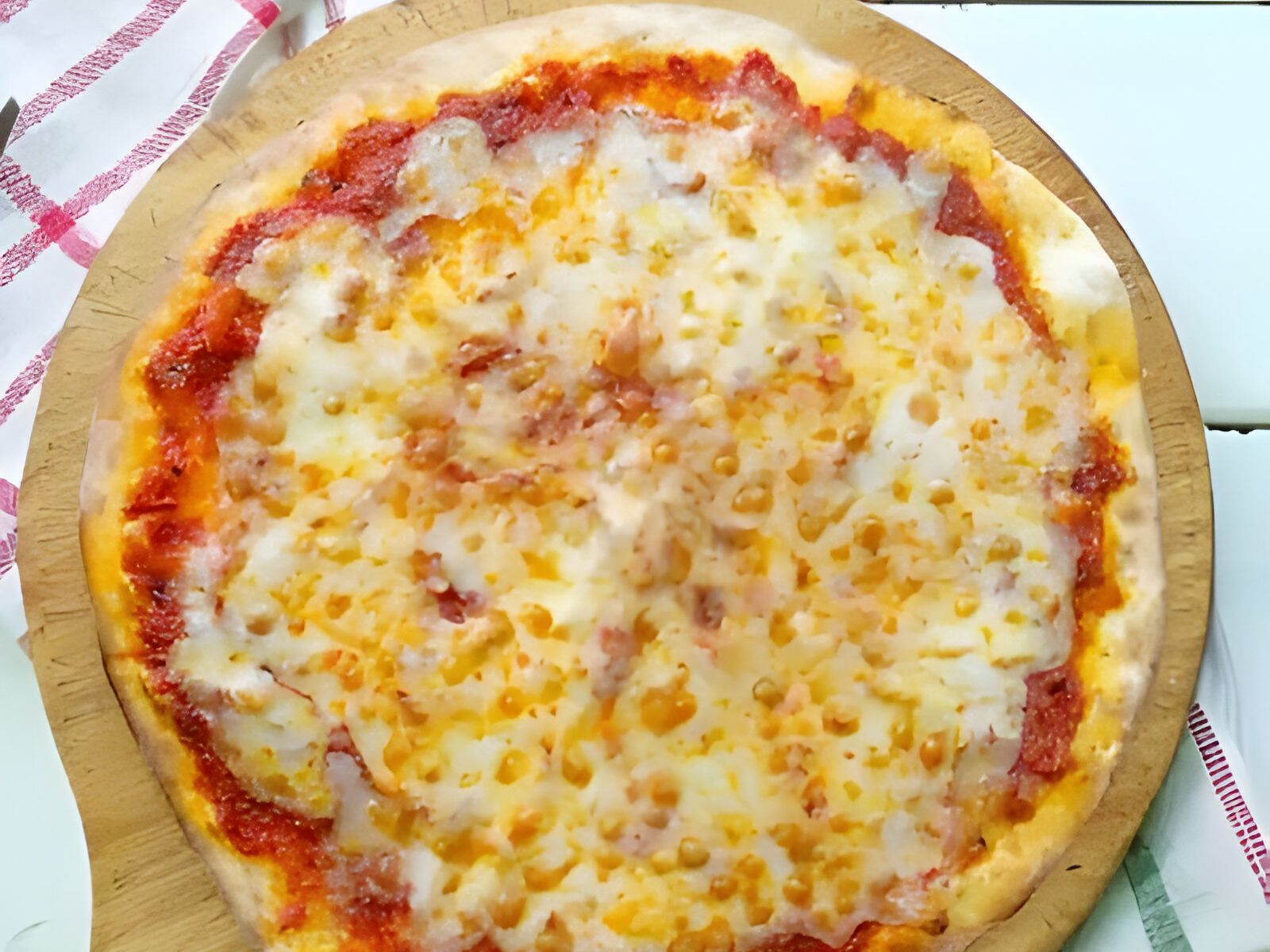 Muhammara With Cheese - Flatbread.