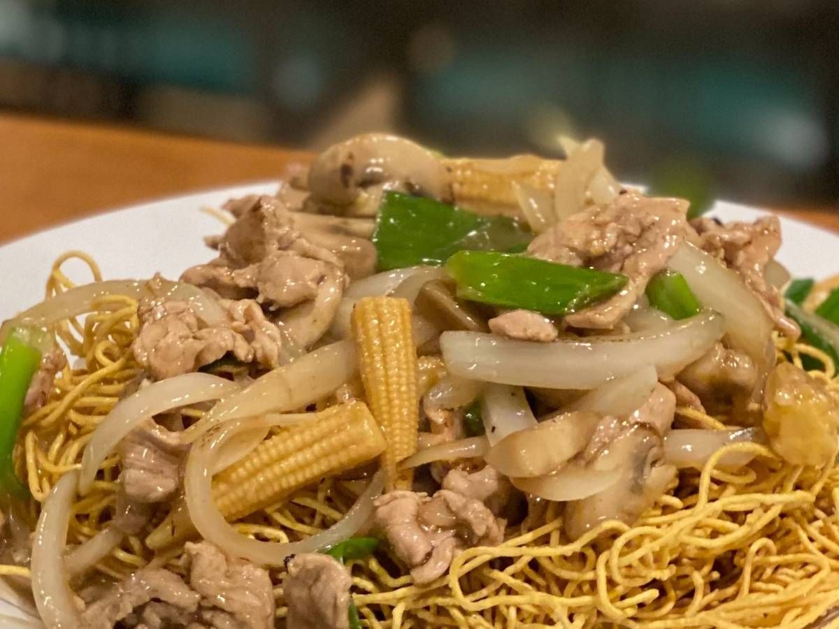 57. Ba Mee Lard Nar.