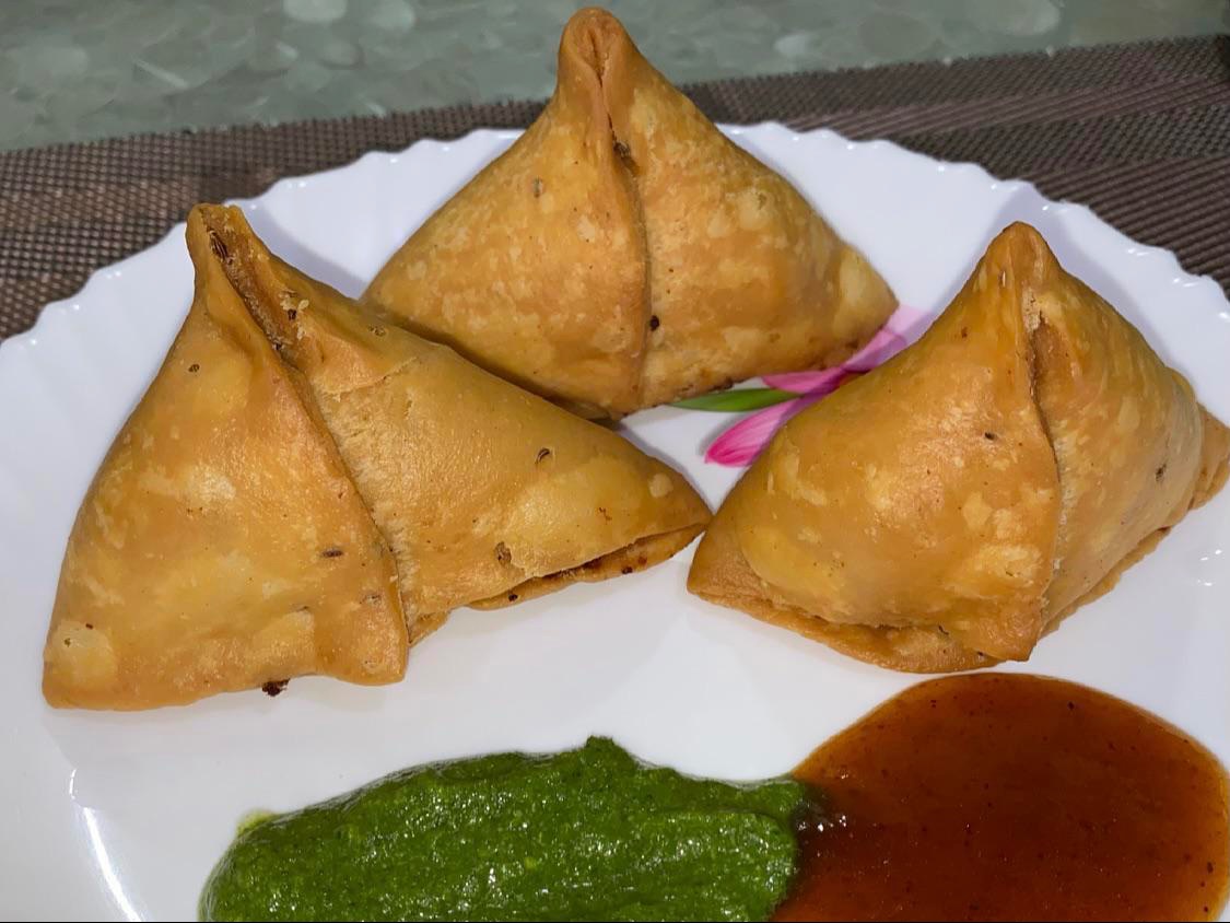 Veg Samosa.