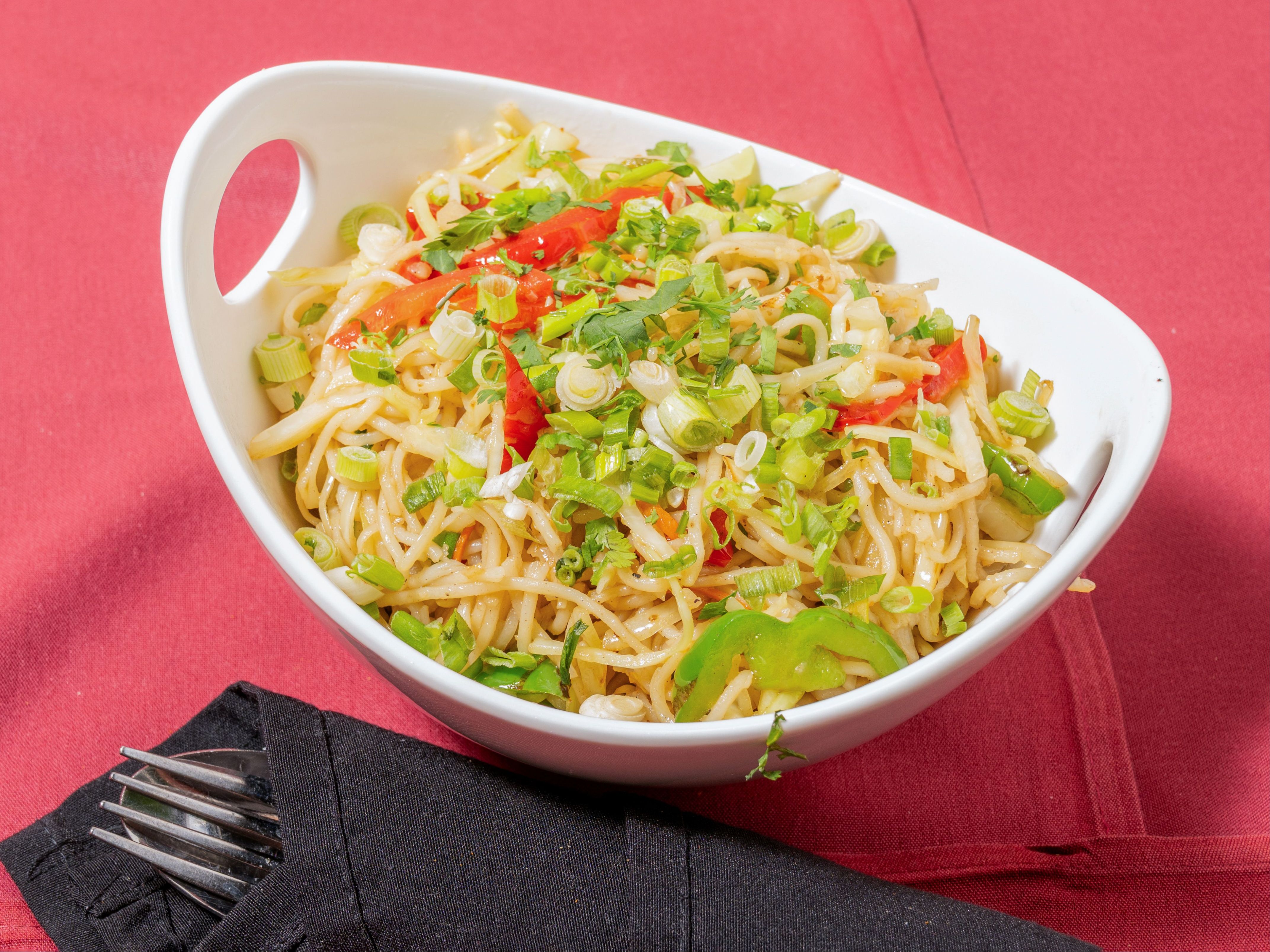 Kids Veg Hakka Noodles.