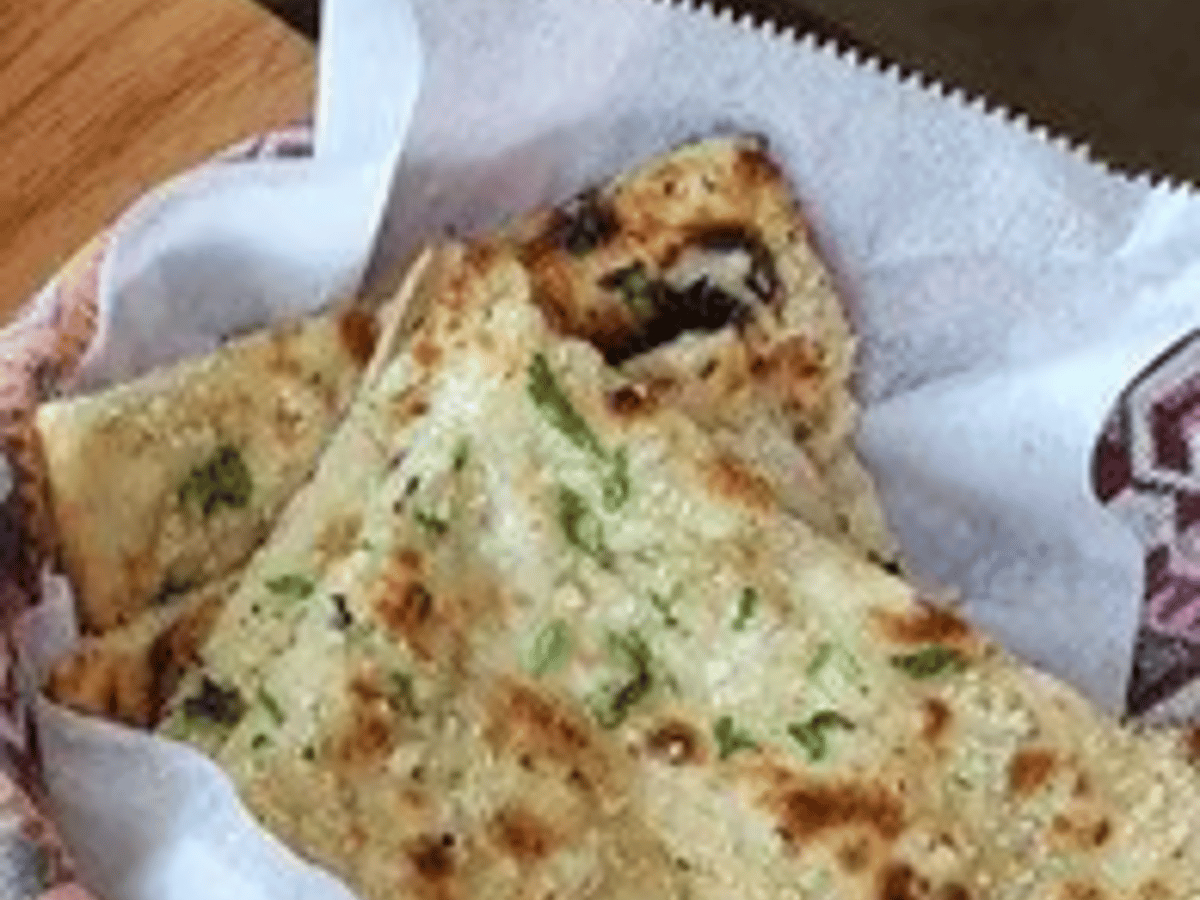 Garlic Naan Full