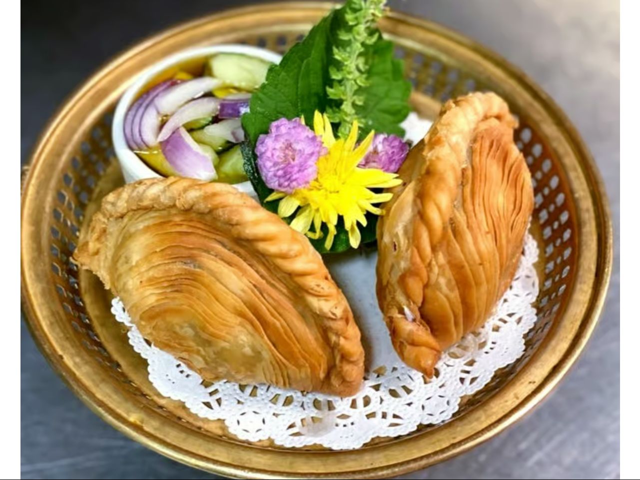 CURRY PUFFS