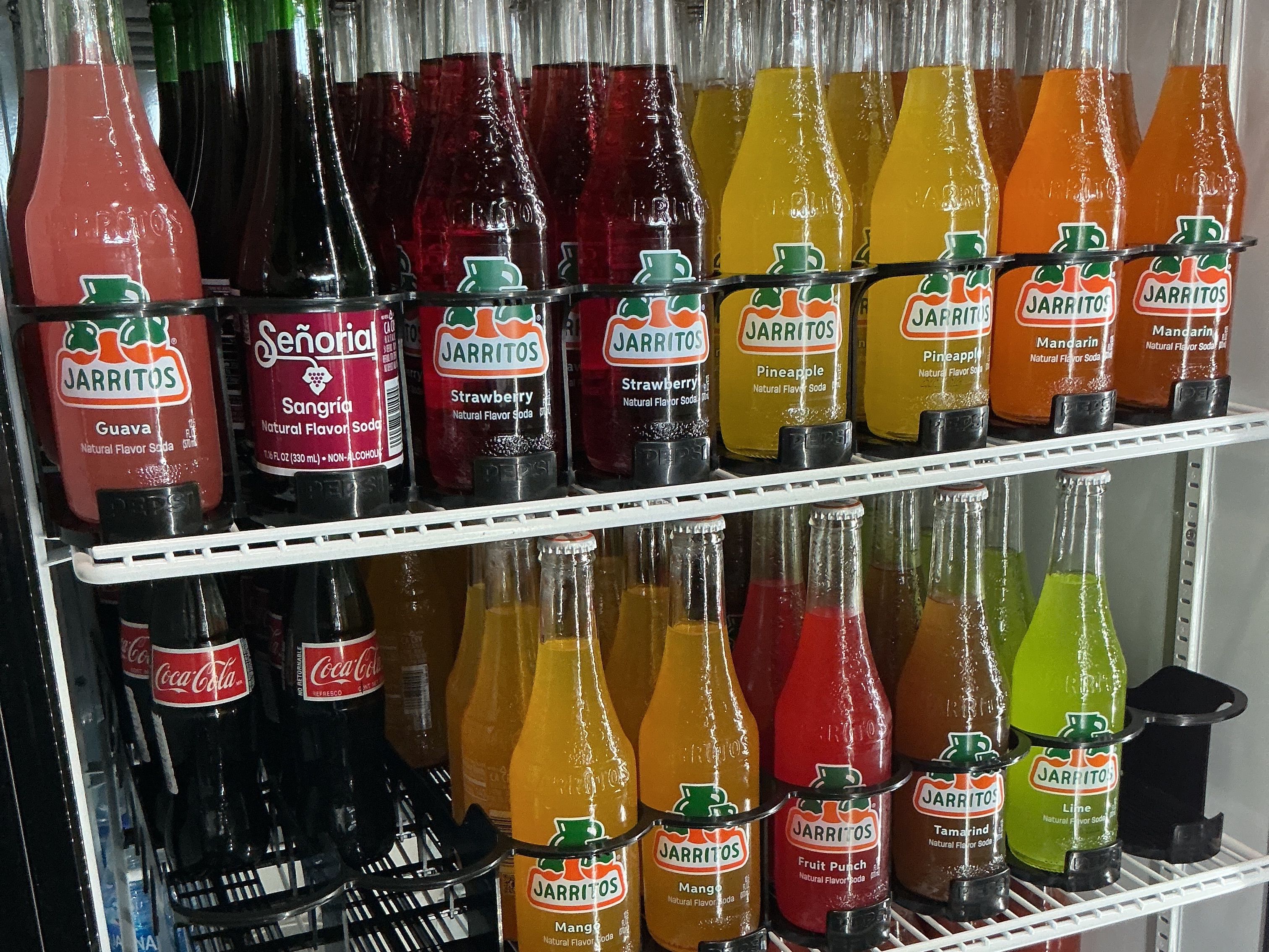 Jarritos.