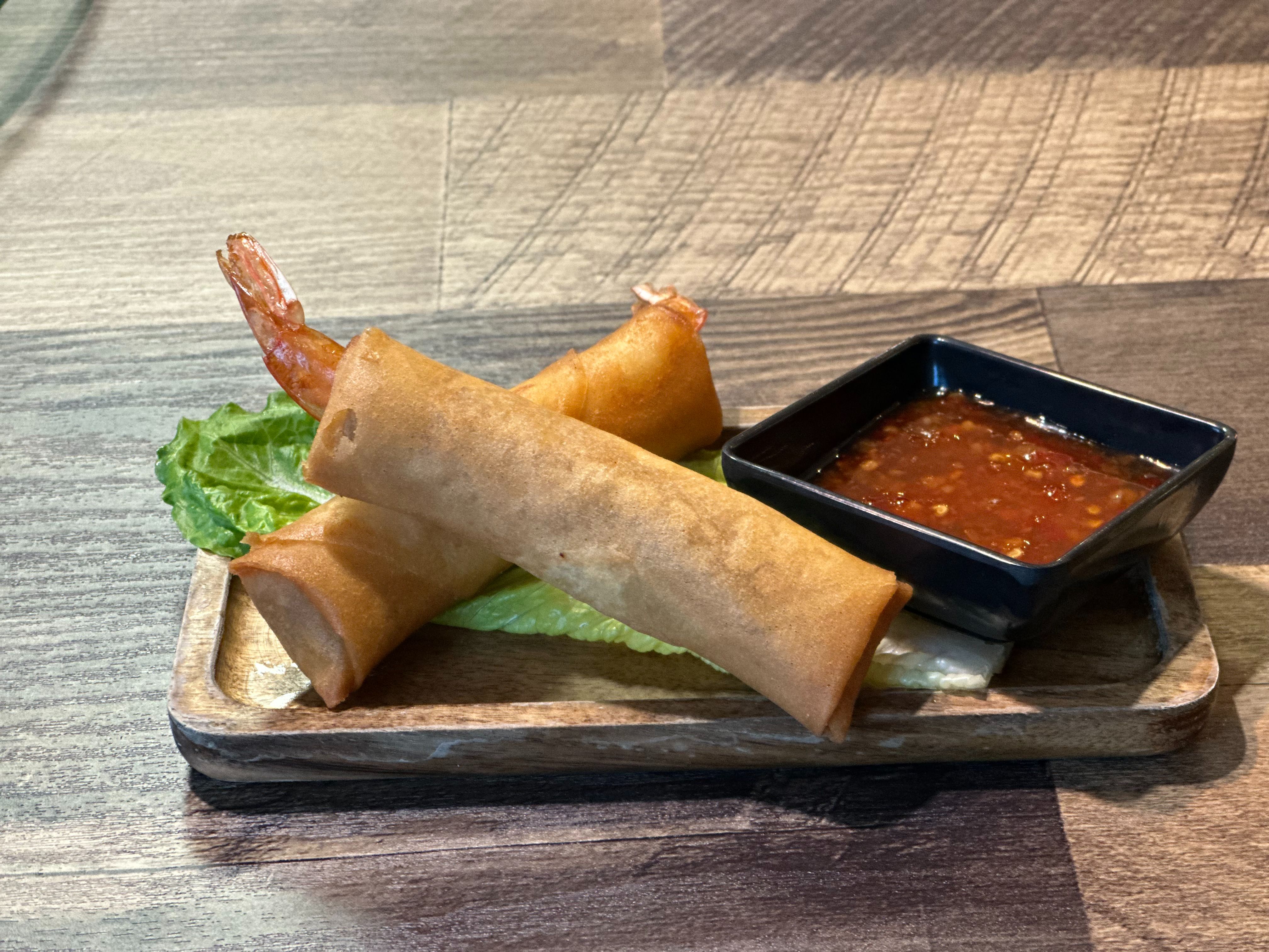 Shrimp & Pork Egg Roll (2pcs)