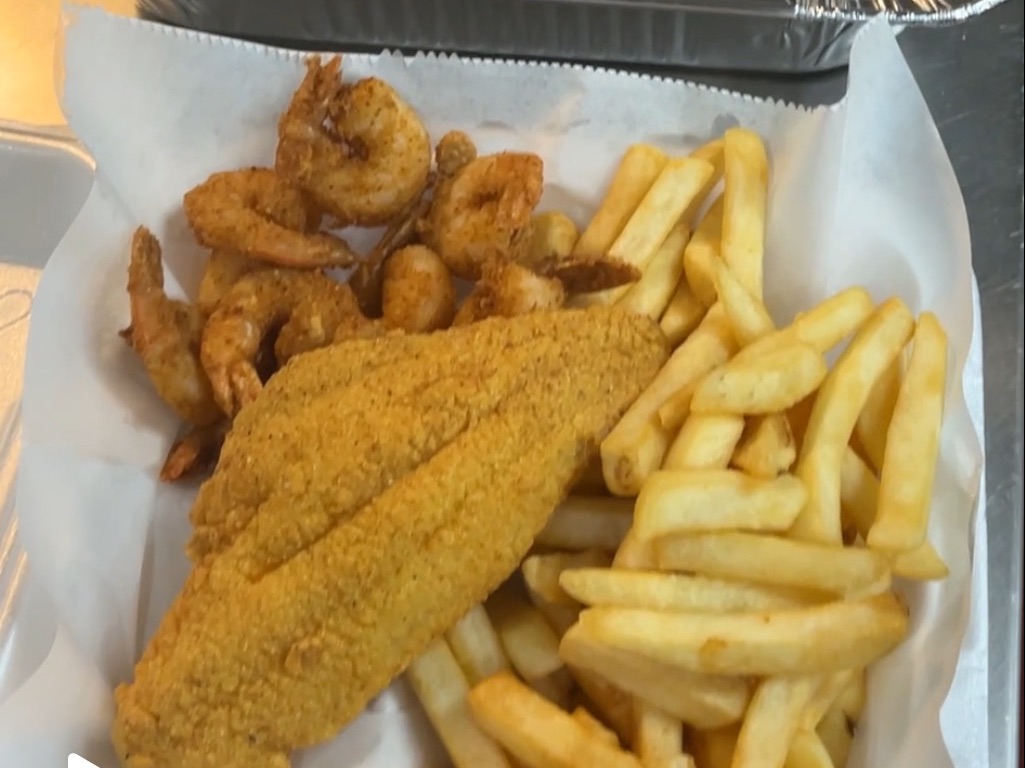 1 Catfish 4 Wings.