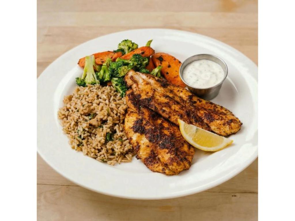 Grilled Catfish (1pc) Steamed Vegetables