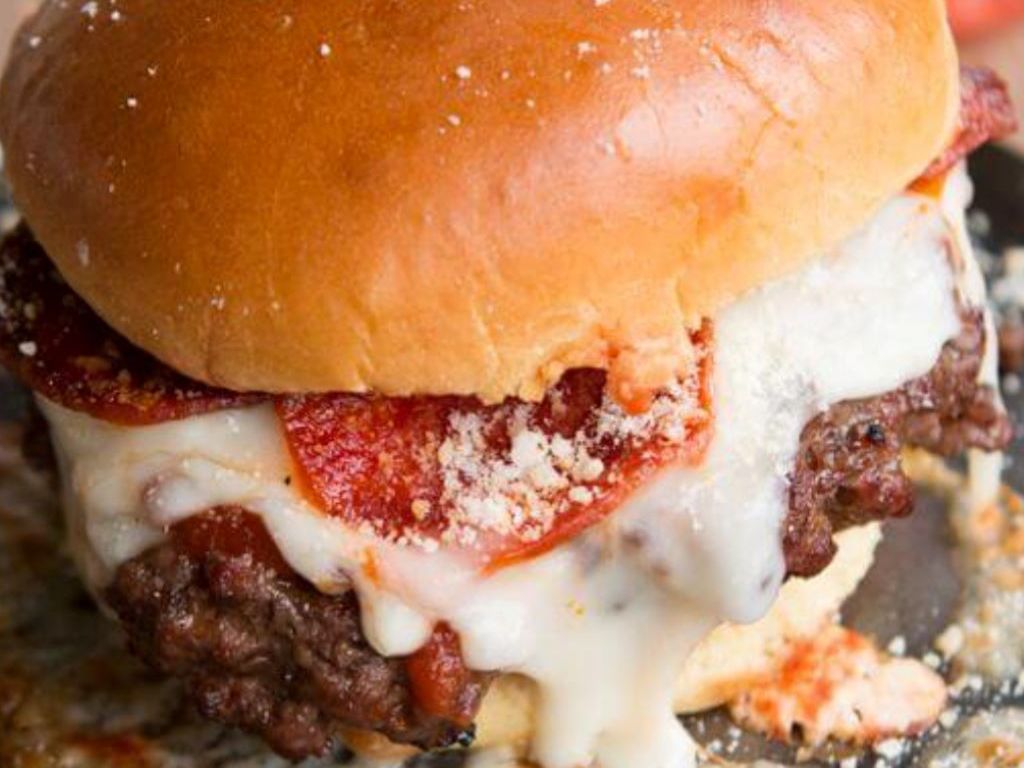 Delicious Pizza Burger Experience
