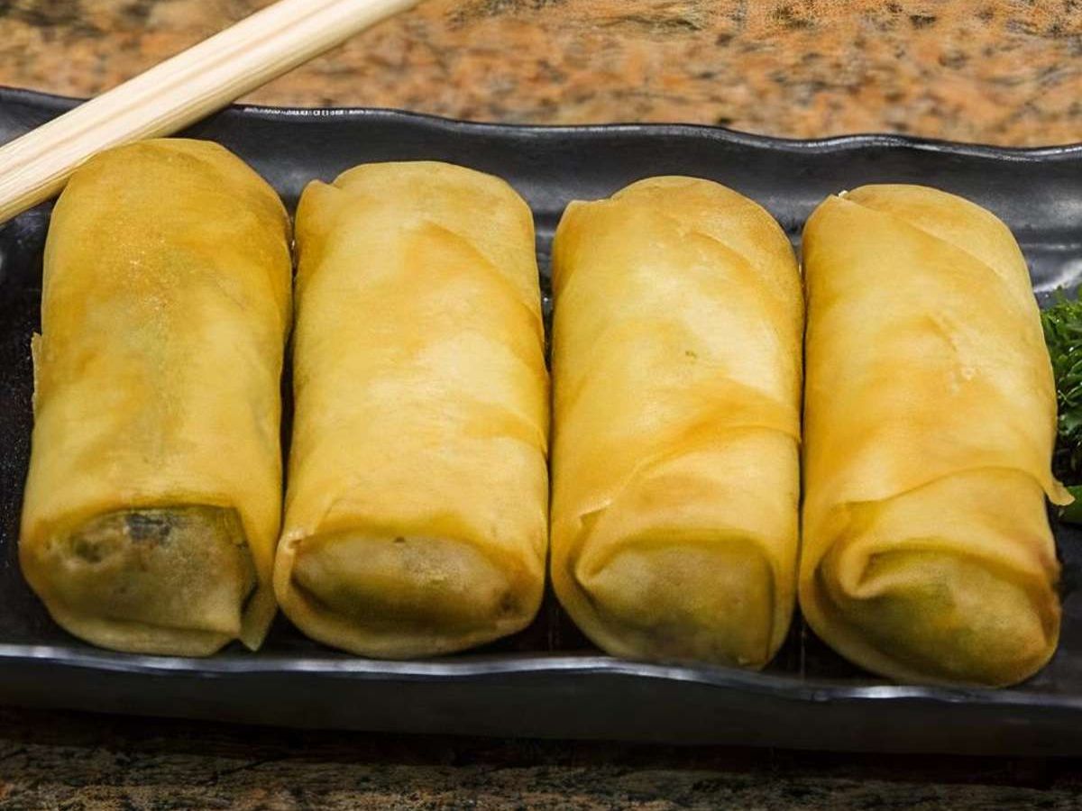 Egg Rolls 春捲.