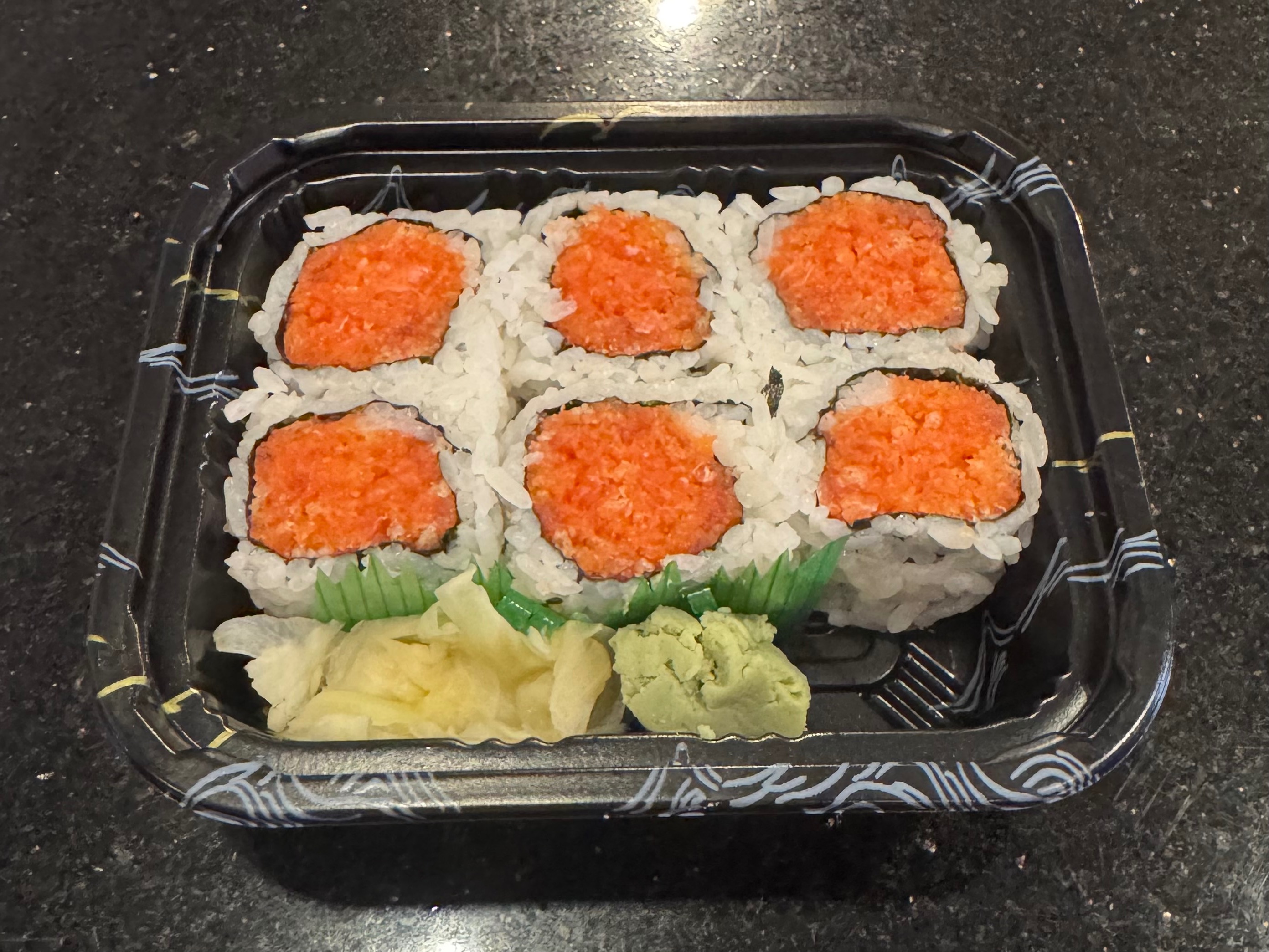 Spicy Tuna Crunch Roll*