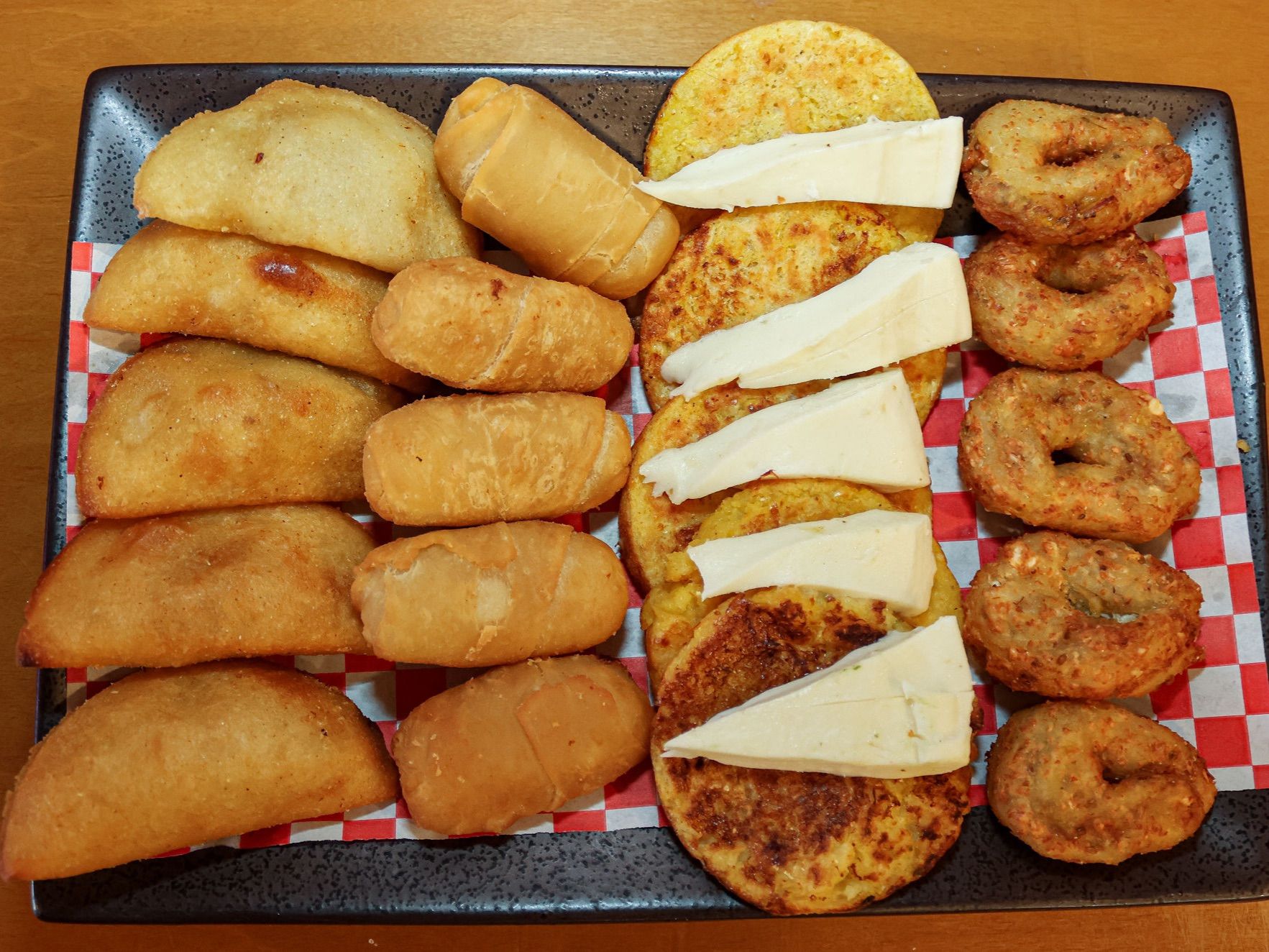Tasting Platter / Plato de Degustación.