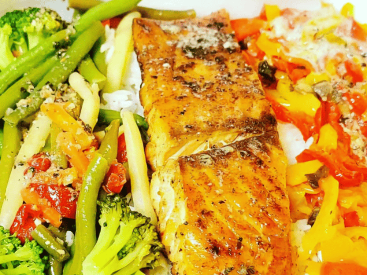 Salmon Rice Bowl.