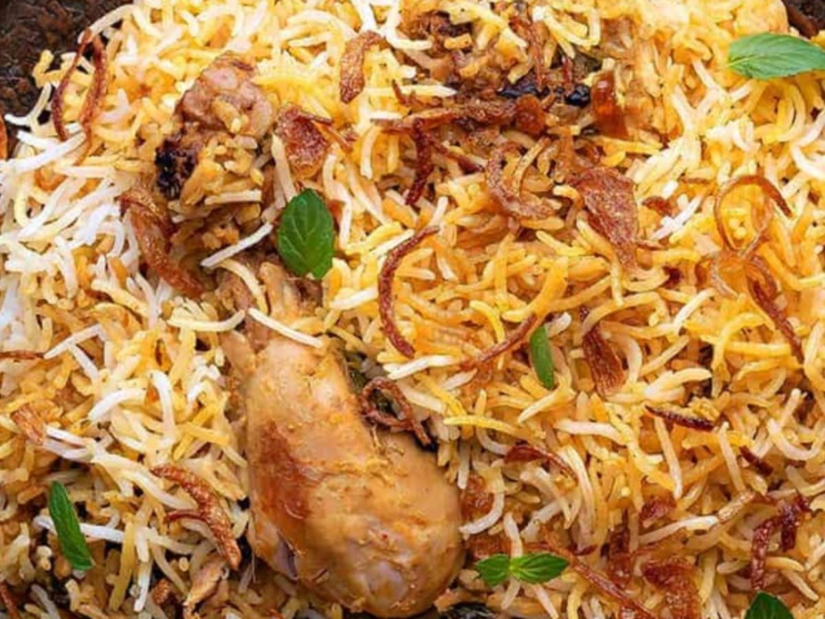 Family Pack Hyderabad Chicken Dum Biryani.