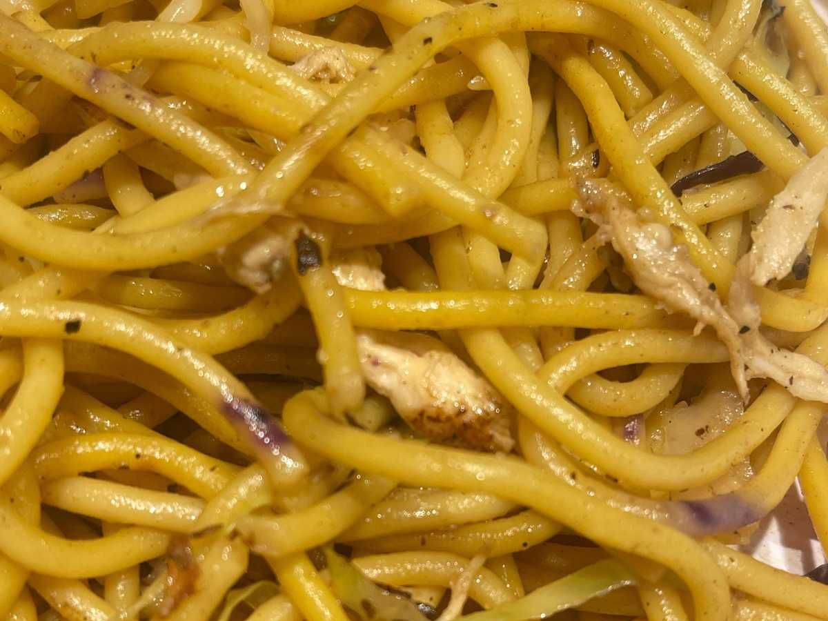 Chowmein Half.