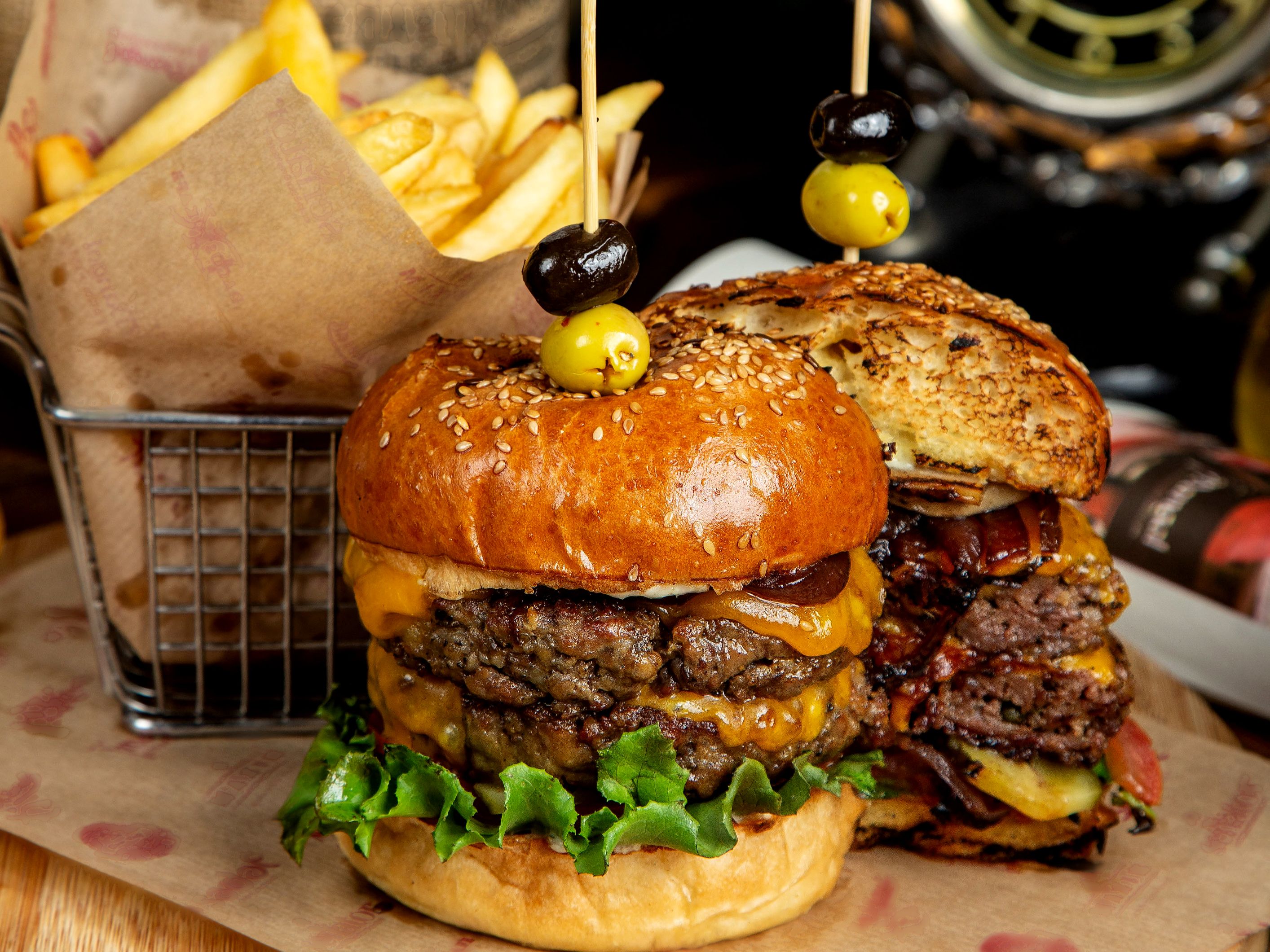 GODFATHER BURGER w/FRIES.