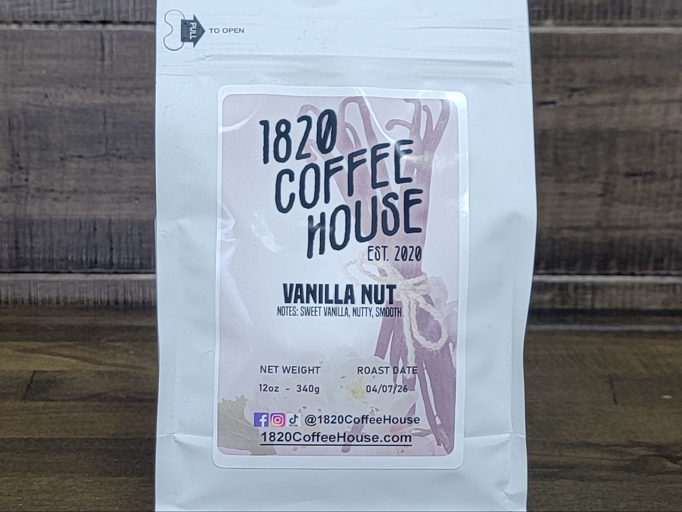 Vanilla Nut | 12 oz Bag.