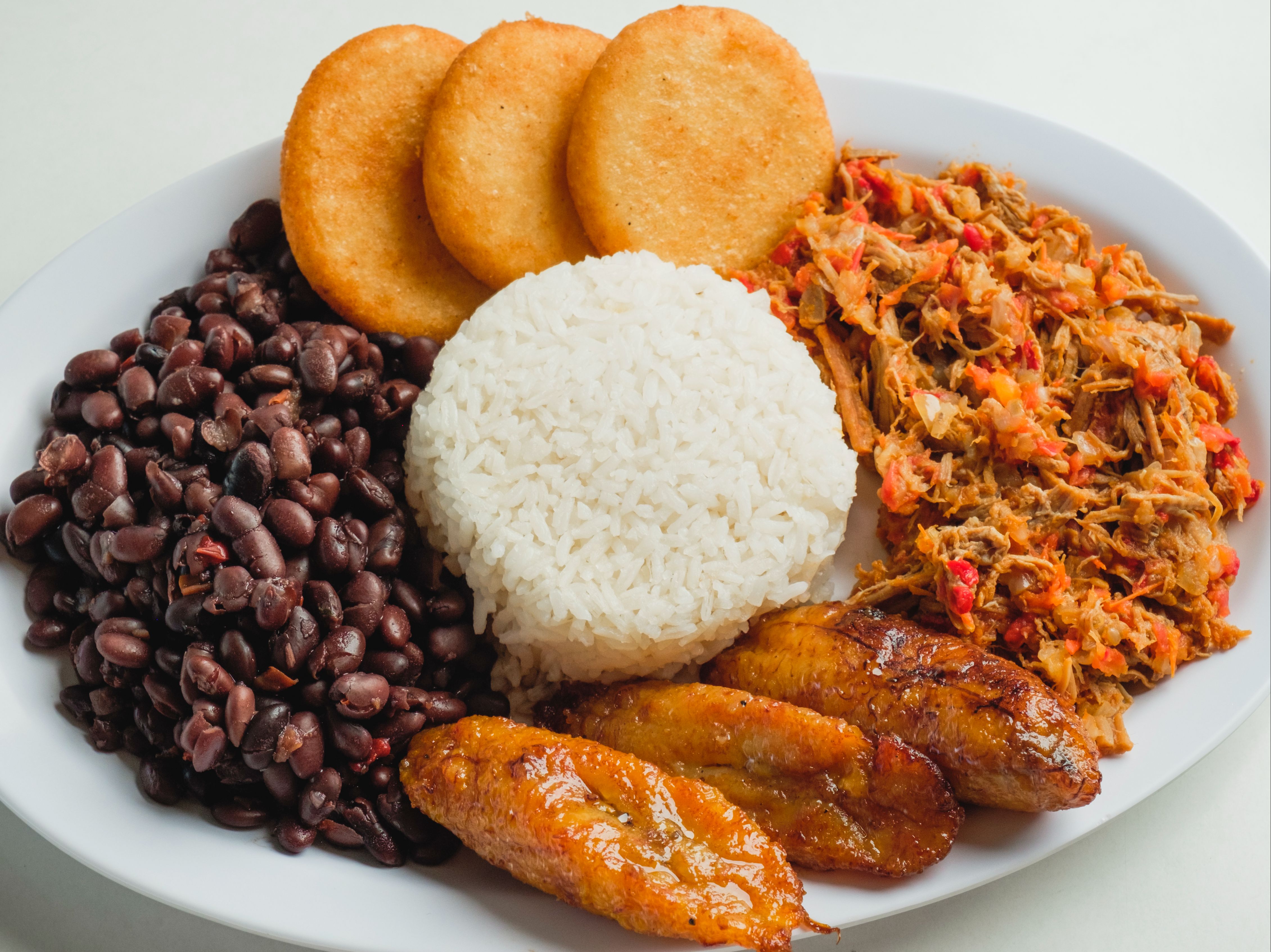 PABELLON PLATE.