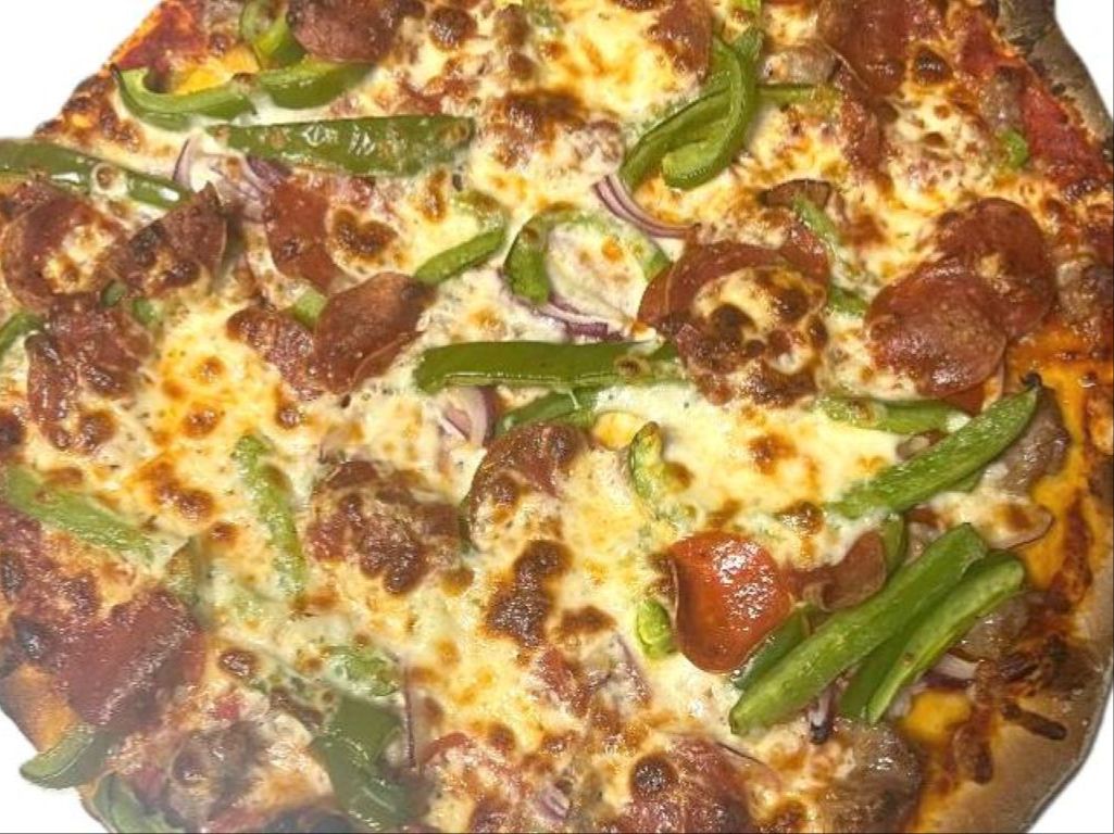 Supreme 14" Pizza.