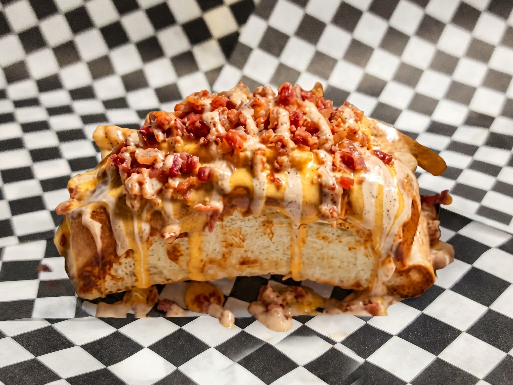 MUNCHY DOG.