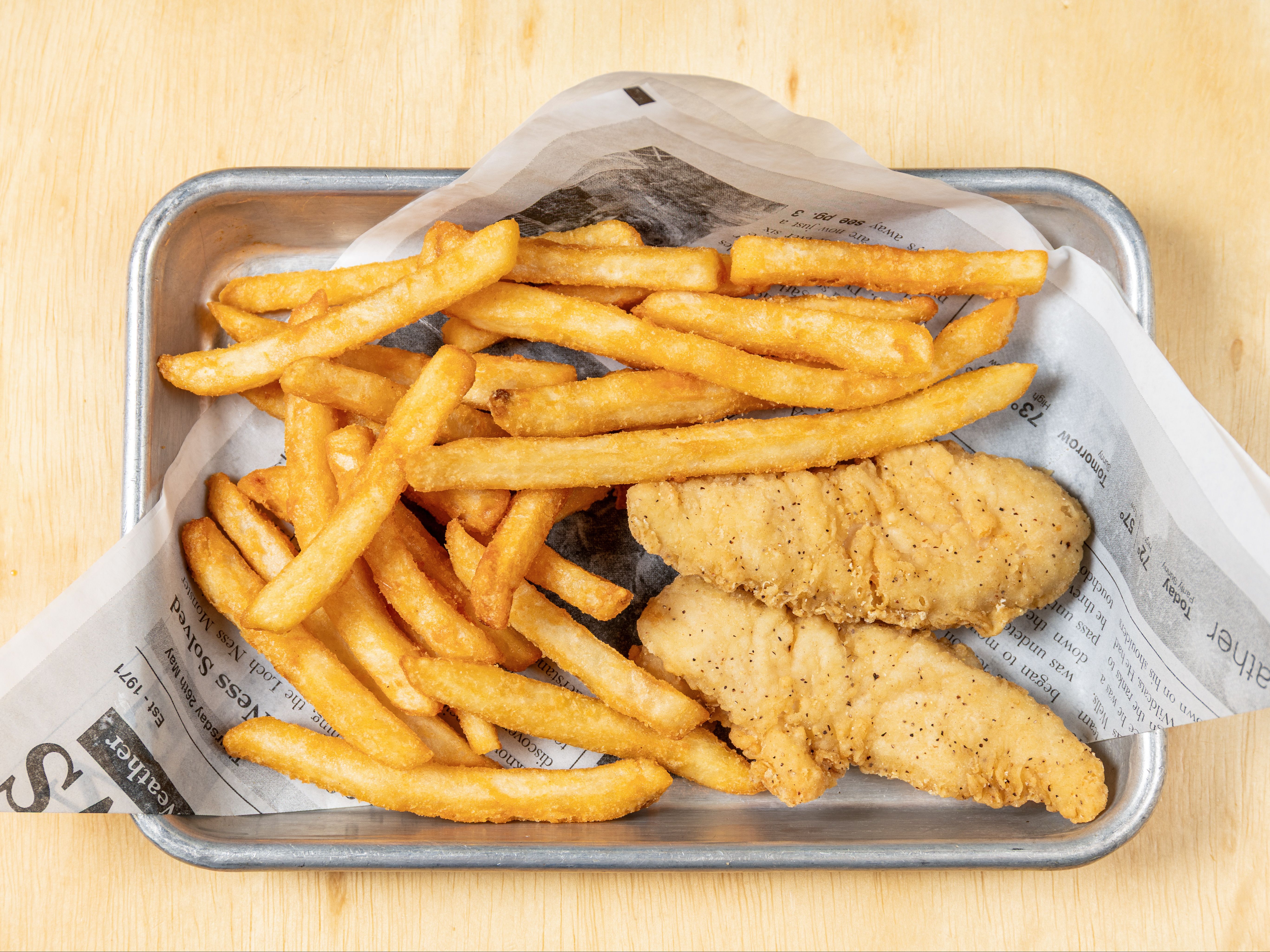 Kids Chicken Fingers w/ Fries