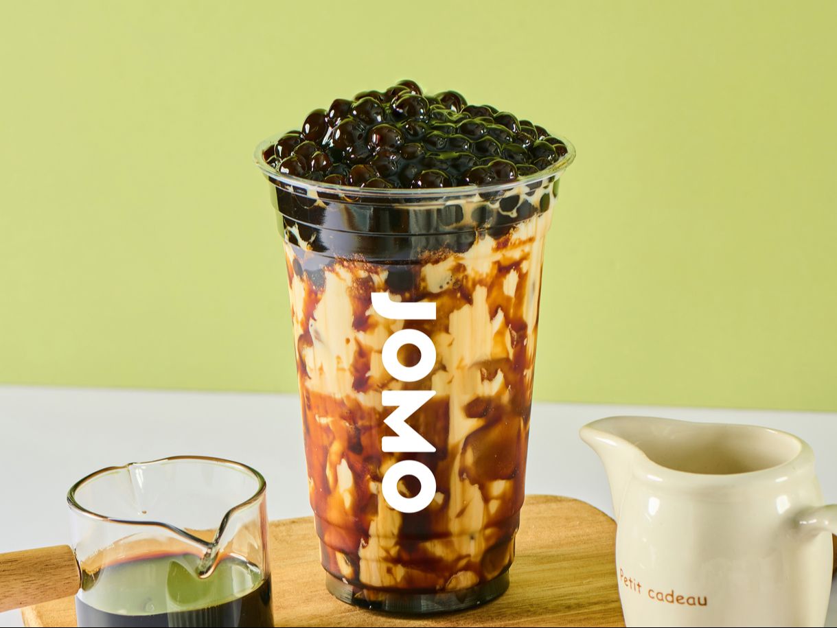 Brown Sugar Milk Tea w/t Boba, Milk Foam.
