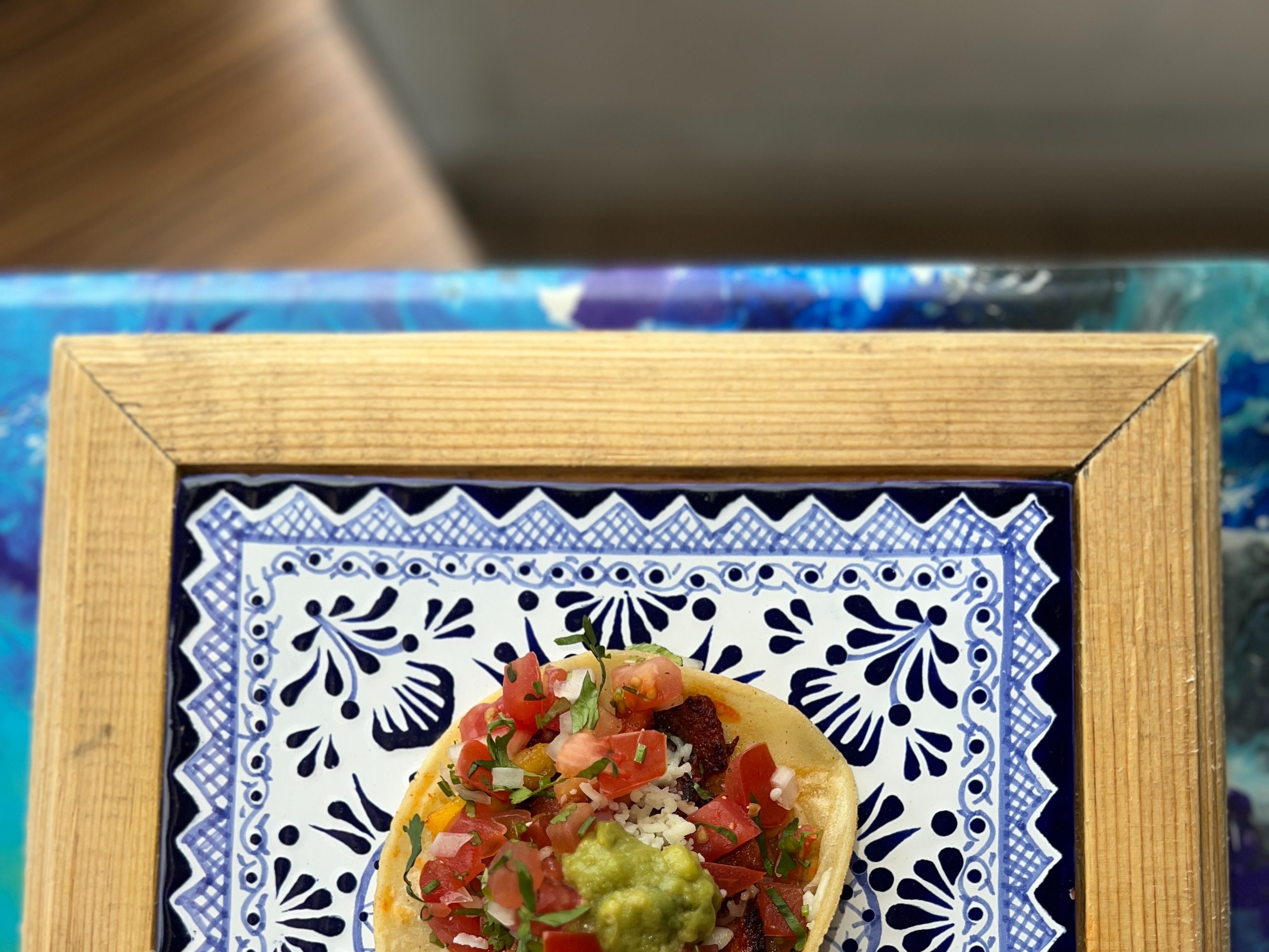 Surf & Turf (Mar y Tierra) Tacos al Queso.