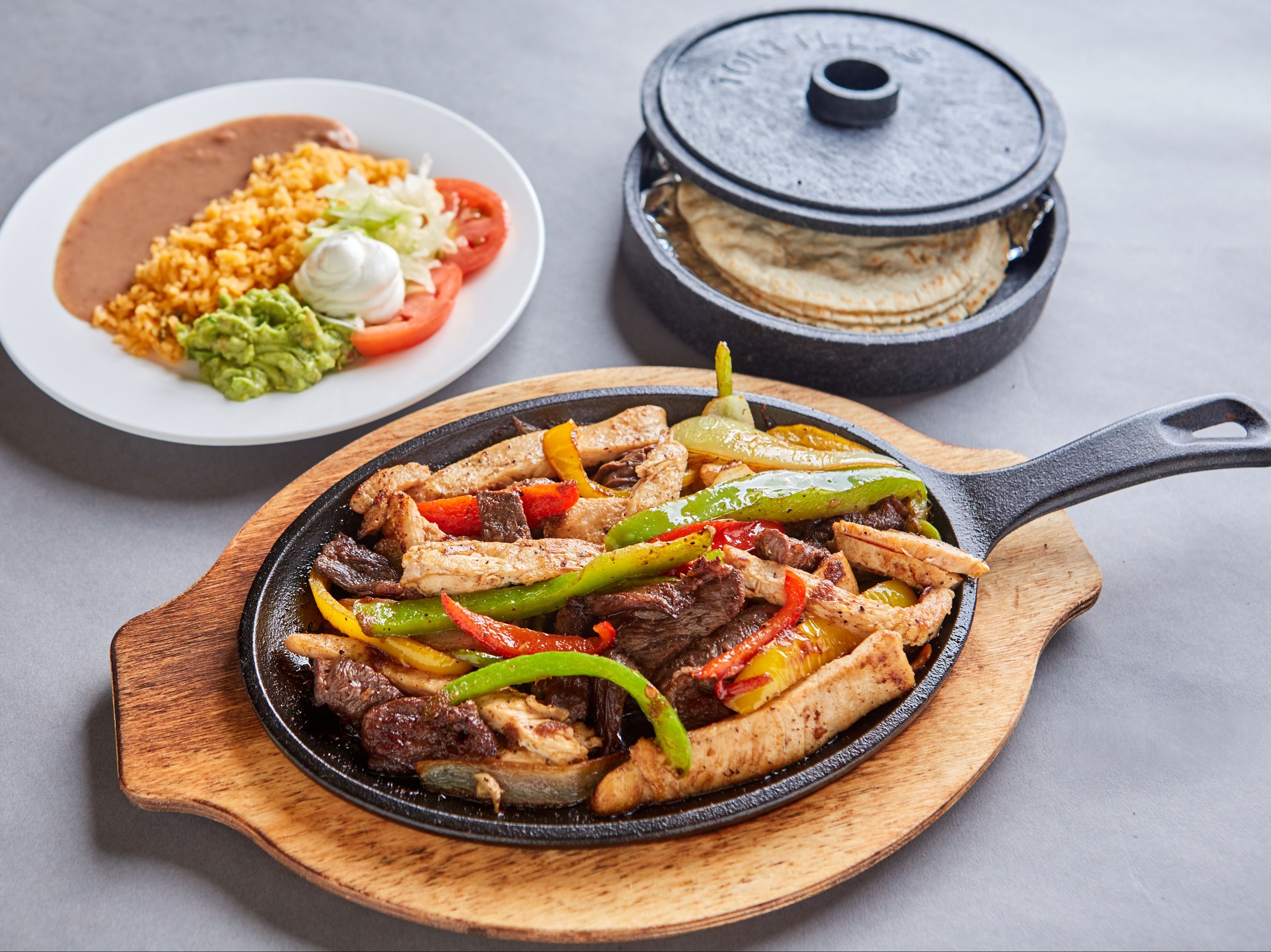 Single Parrillada Mix.