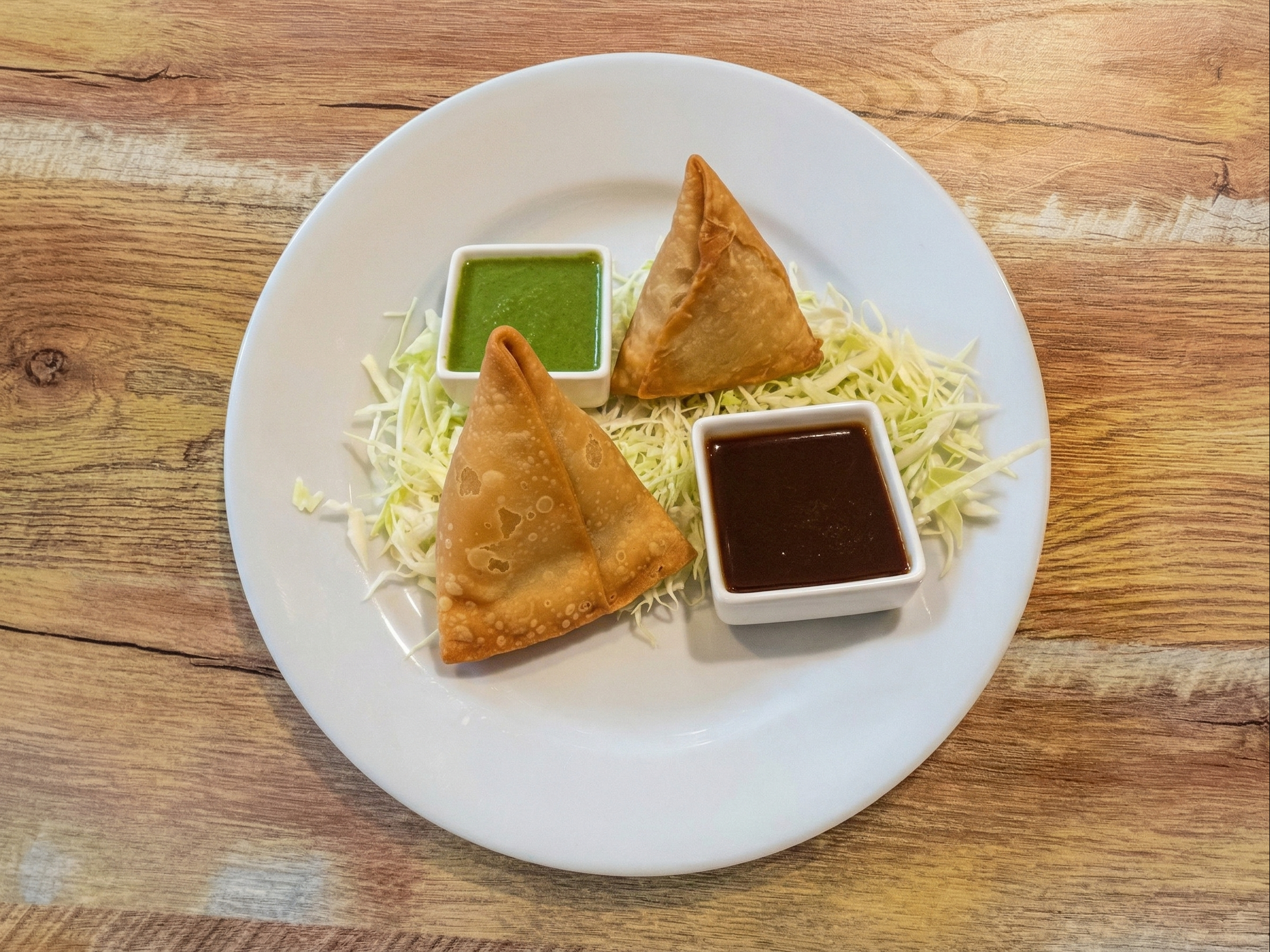 VEGETABLE SAMOSA