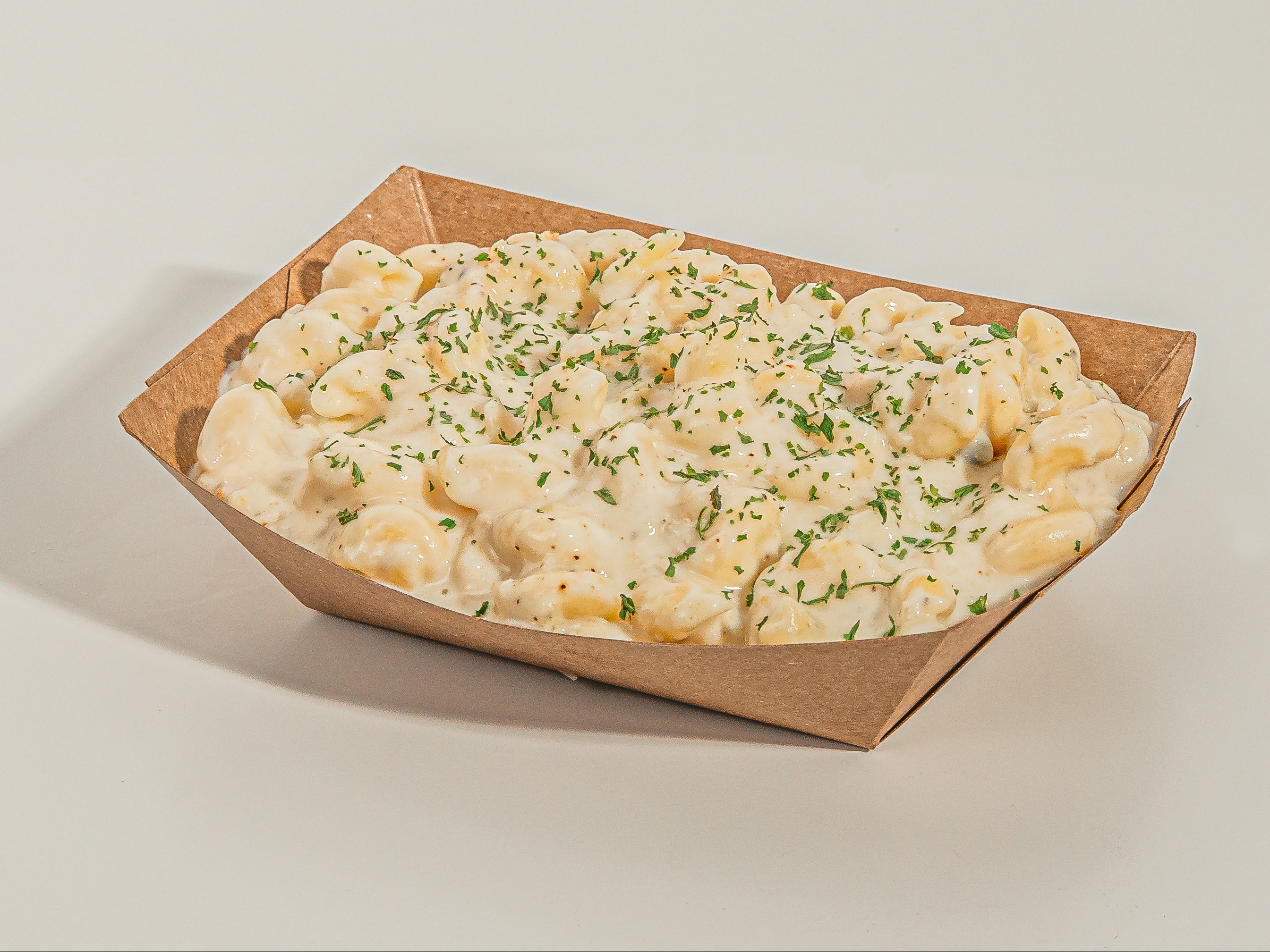 Tray Mac n Cheese.