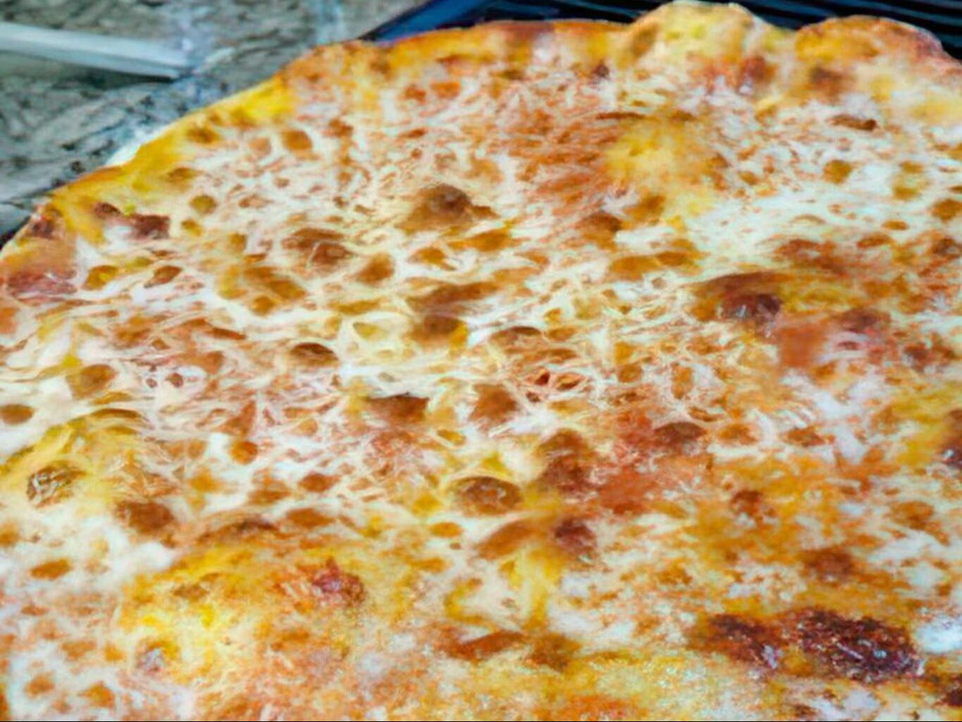 Traditional Cheese (Take & Bake).