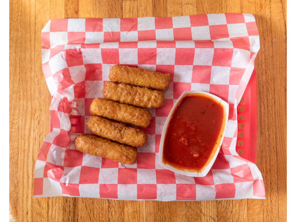 Mozzarella Sticks (5)