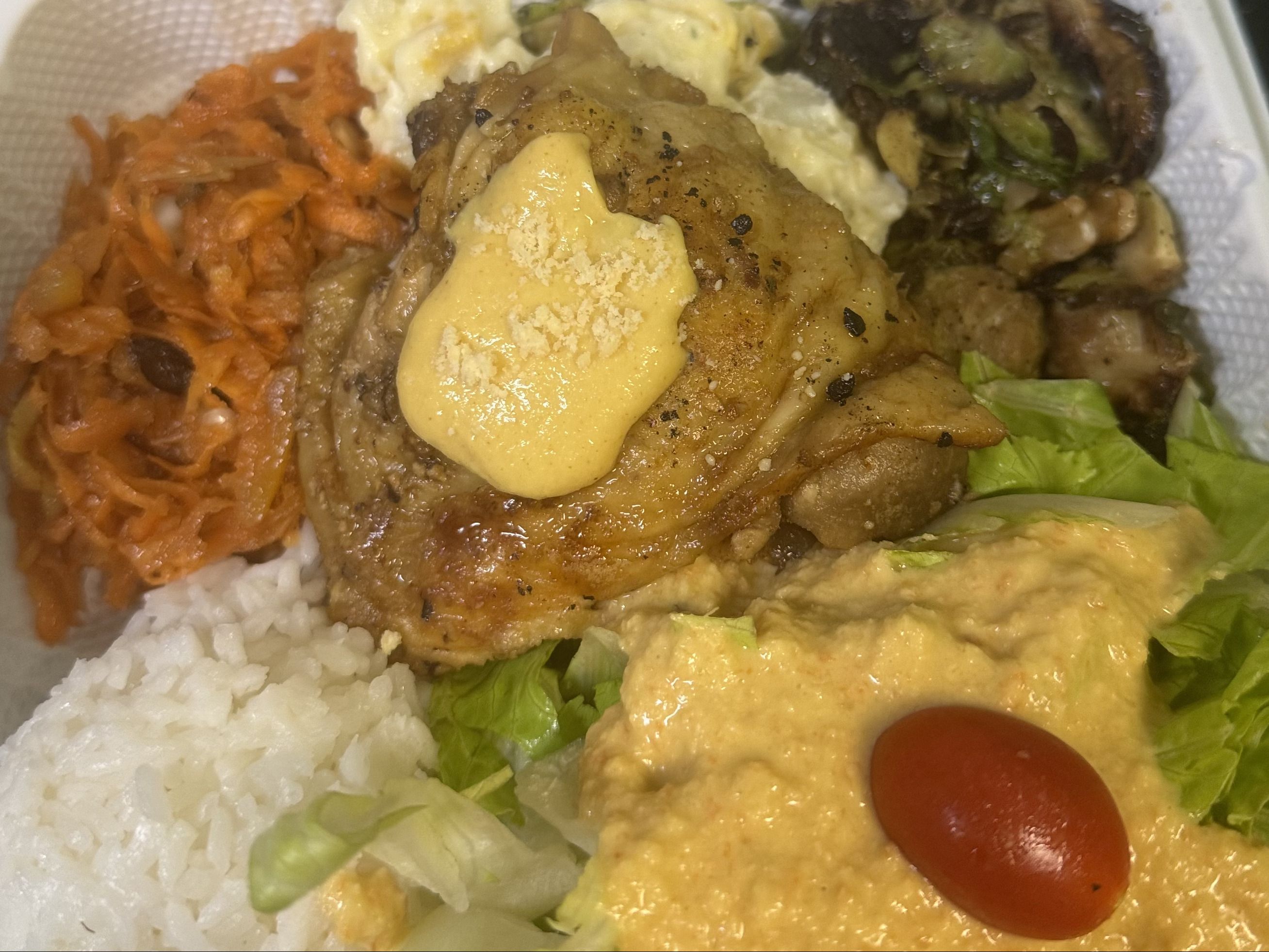 Dejion Chicken Kaimana Bento -3 Sides Online.
