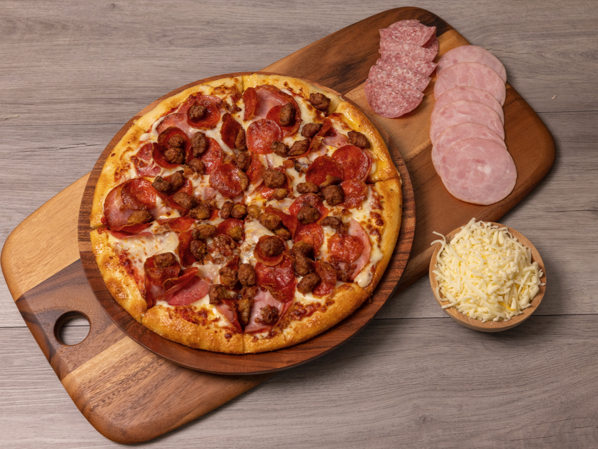 New York Deli Pizza (Meat Lovers).