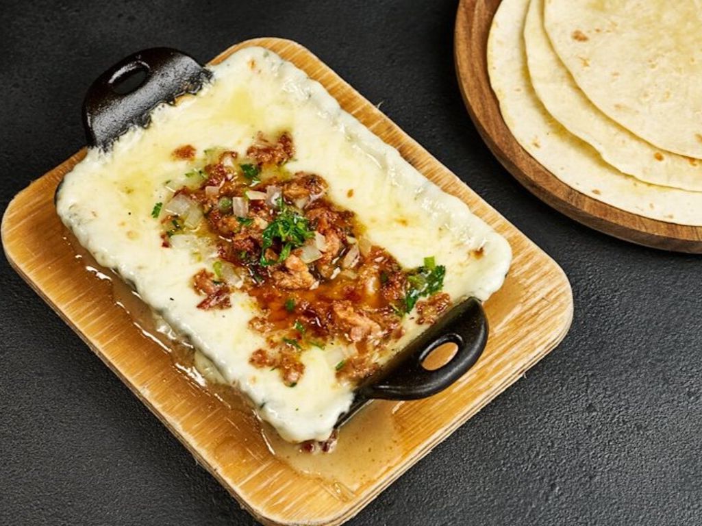 Melty Queso Fundido: A Mexican Delight