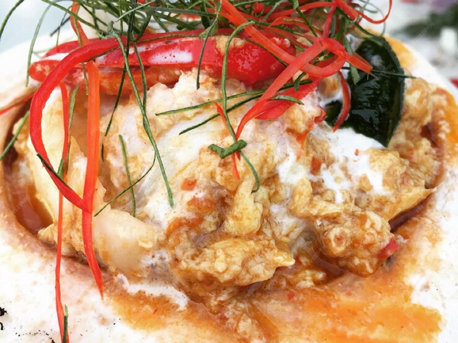 Delicious Cheeseburgers: A Crowd Favorite